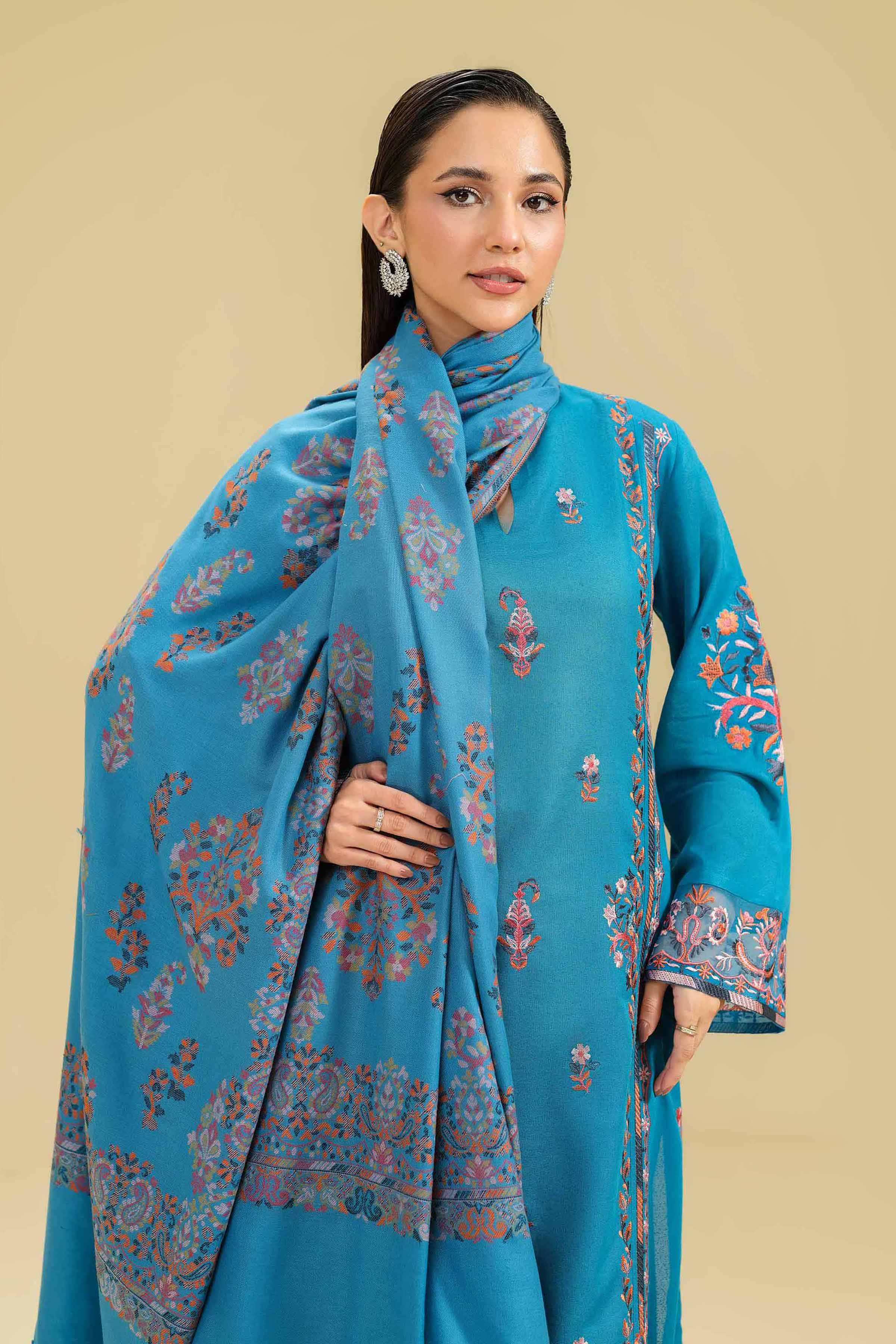 3 Piece - Embroidered Suit - 42404515