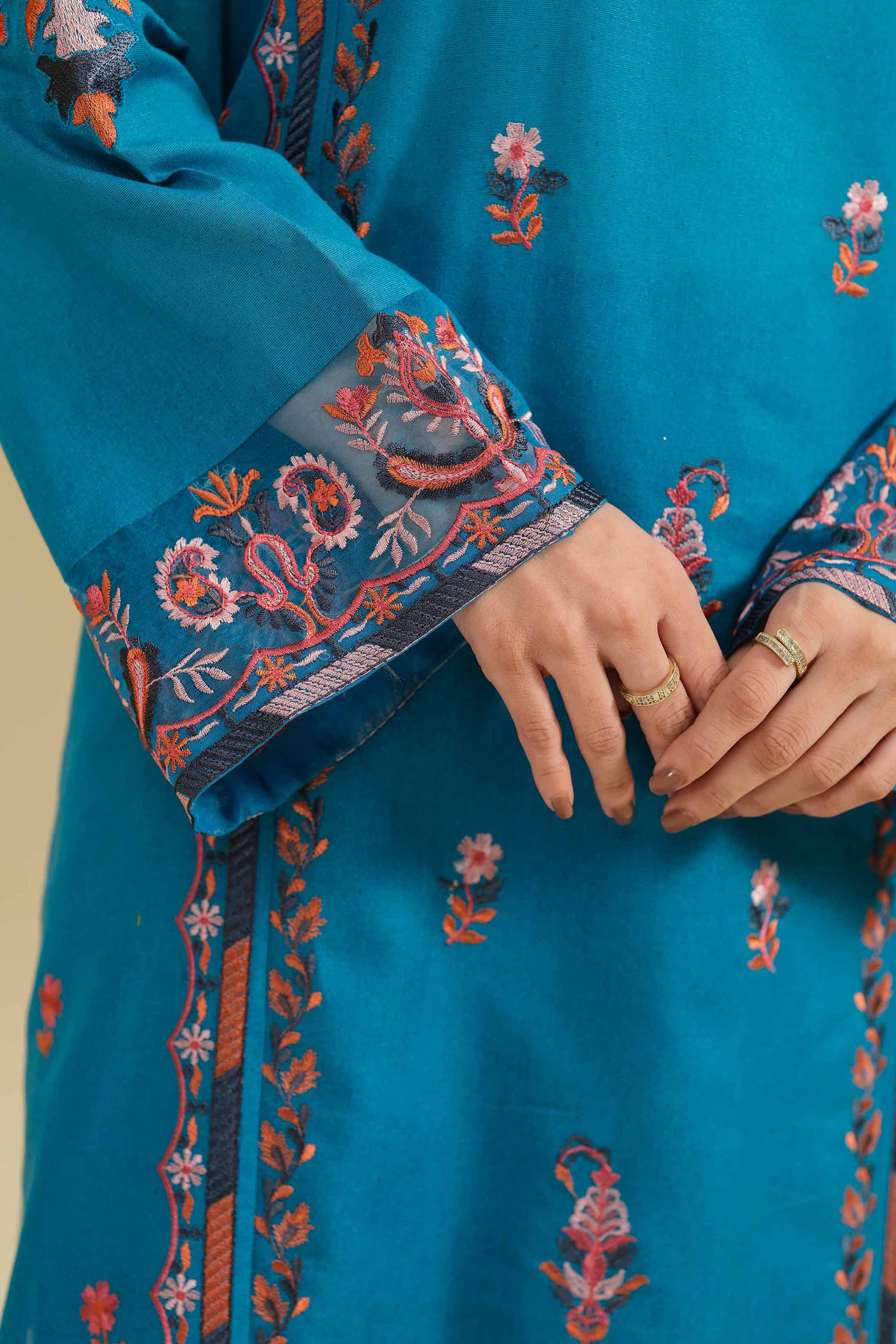 3 Piece - Embroidered Suit - 42404515