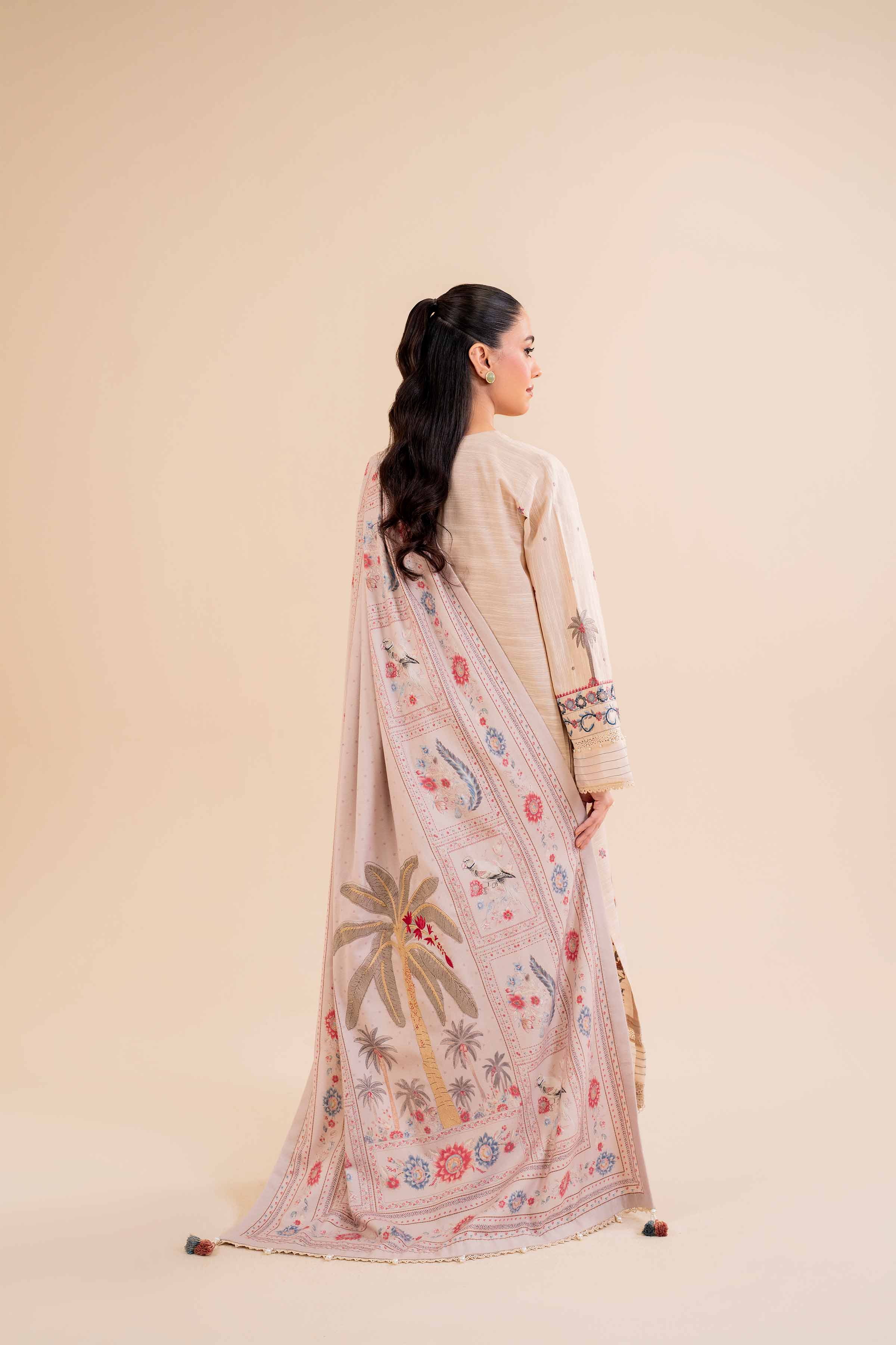 3 Piece - Embroidered Suit - 42404607