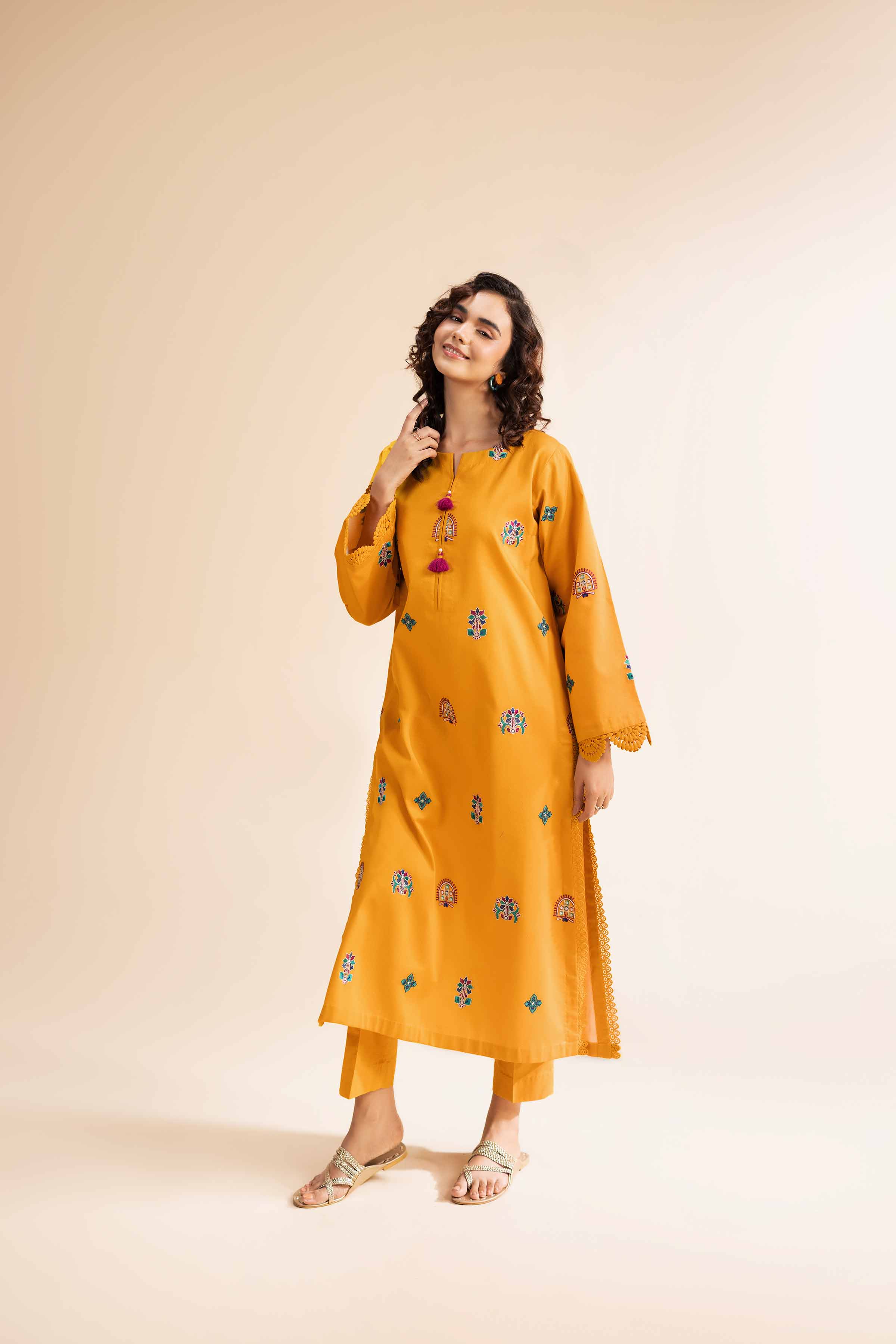 2 Piece - Dyed Embroidered Suit - 42501004