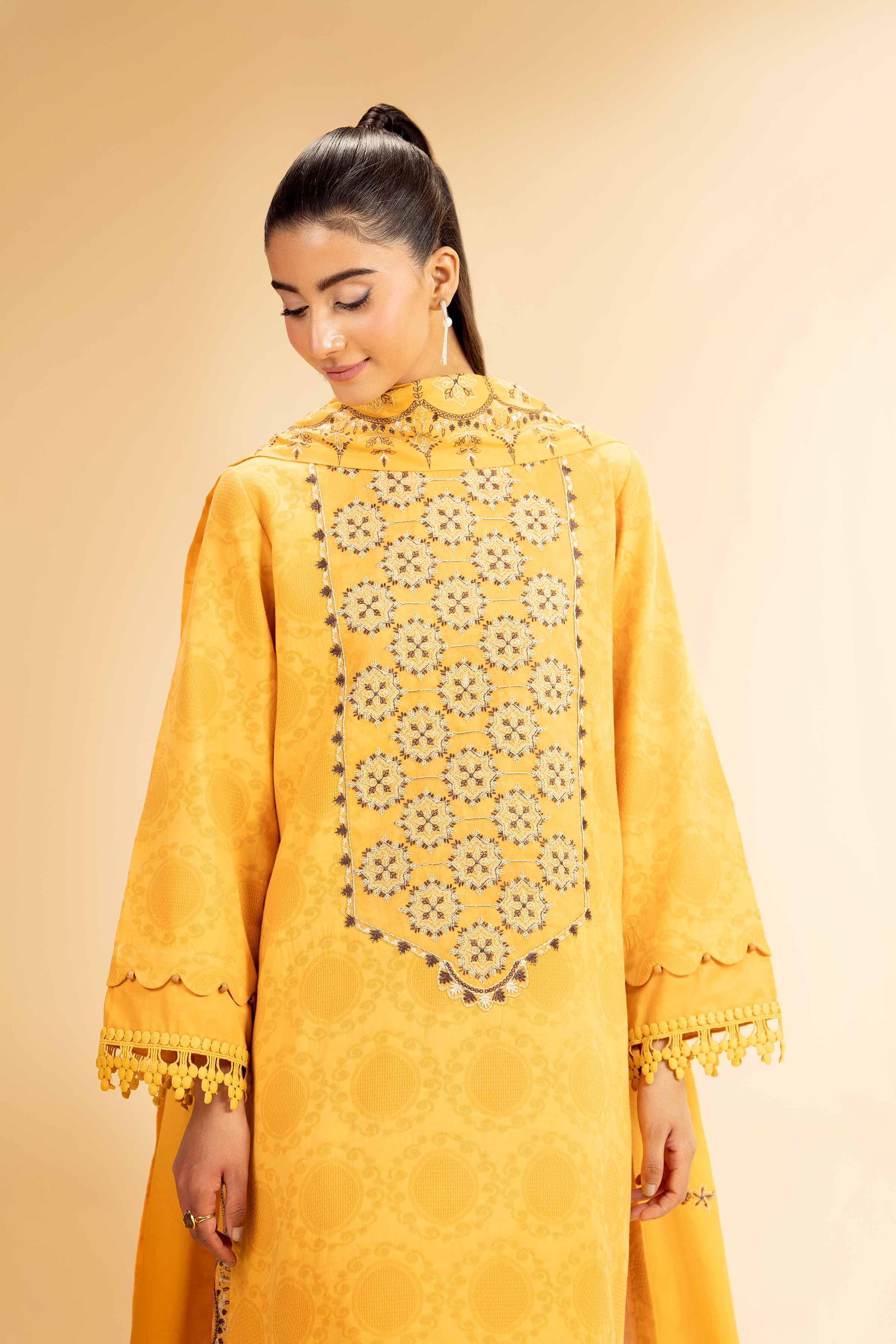 3 Piece - Dyed Embroidered Suit - 42501100