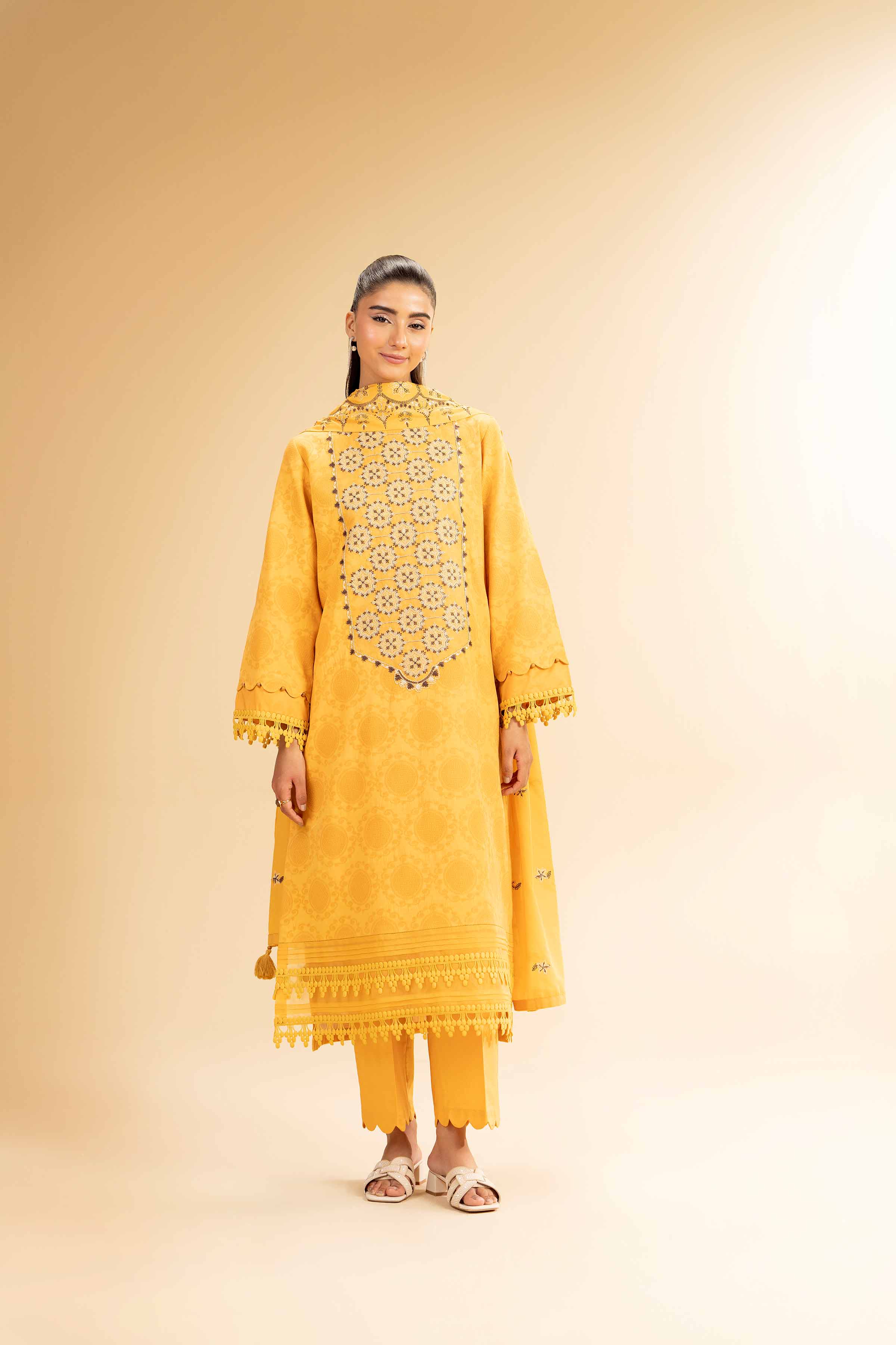 3 Piece - Dyed Embroidered Suit - 42501100