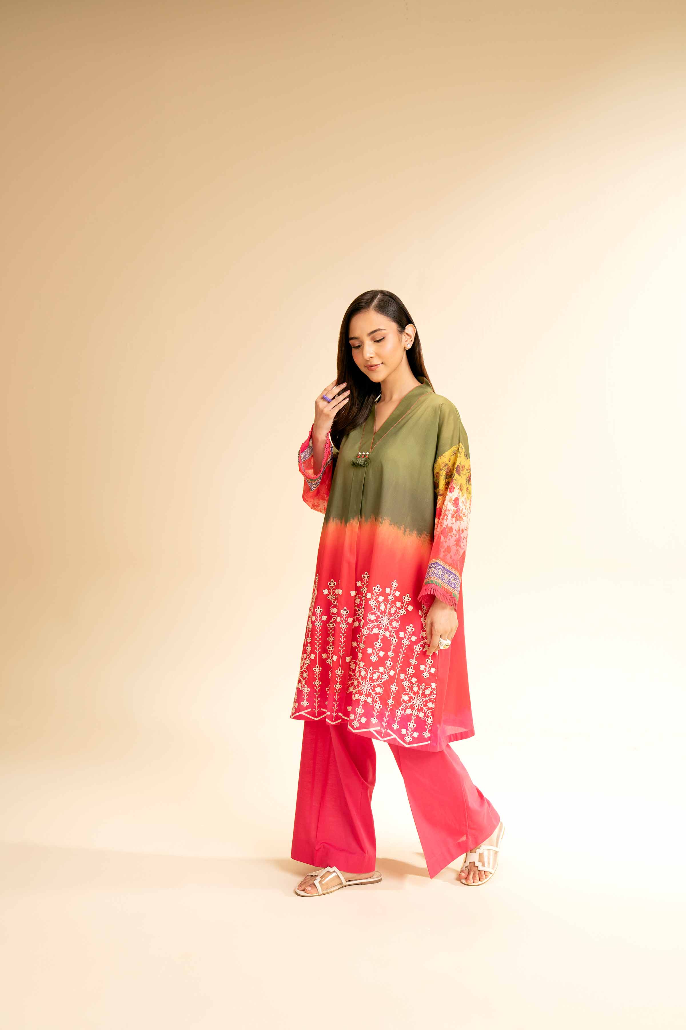 2 Piece - Digital Printed Embroidered Suit - 42501150