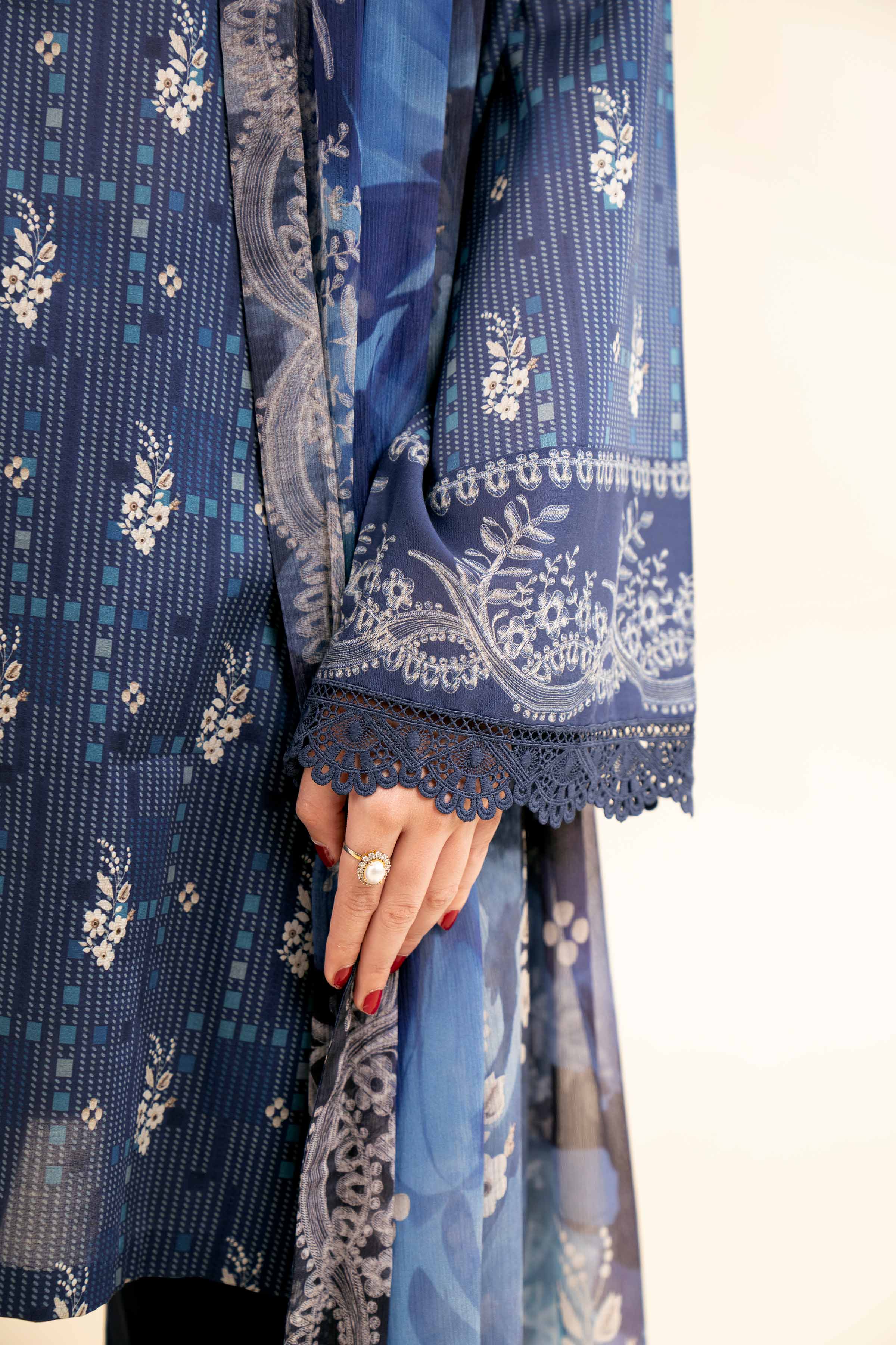 2 Piece - Printed With Laces Suit - 42501269