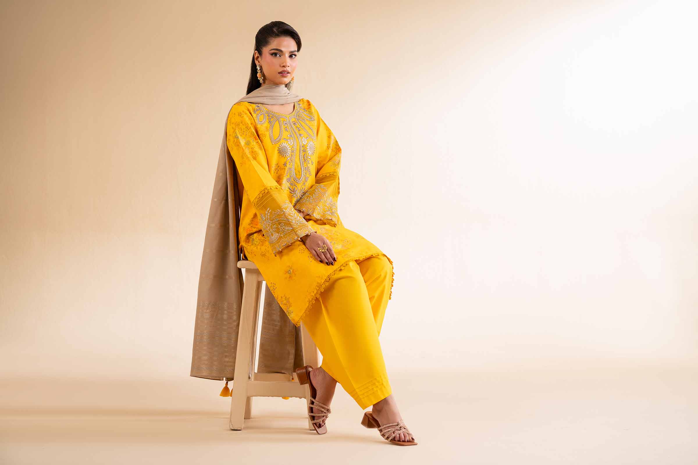 3 Piece - Digital Printed Jacquard Embroidered Suit - 42501300