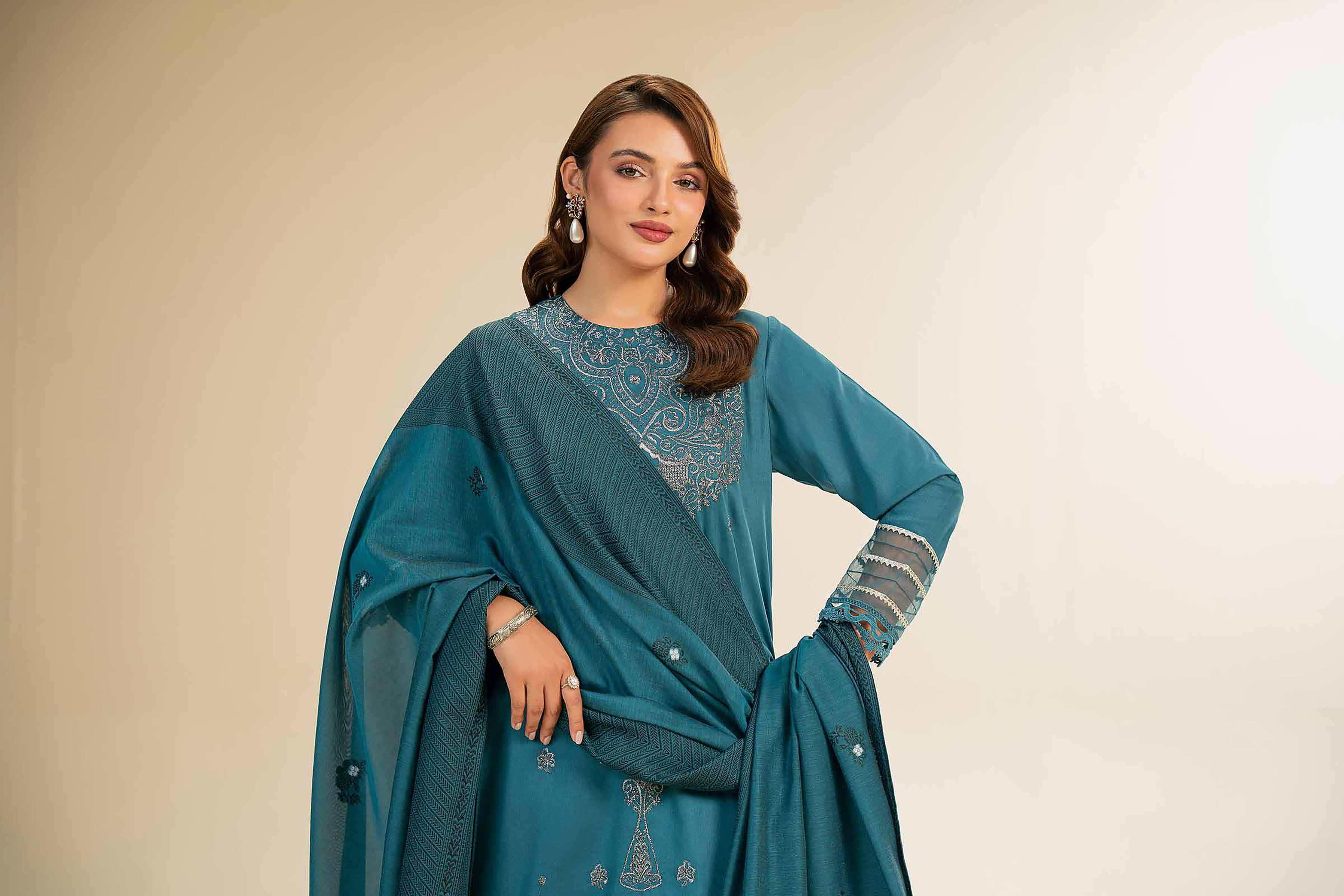 3 Piece - Embroidered Suit - 42501388