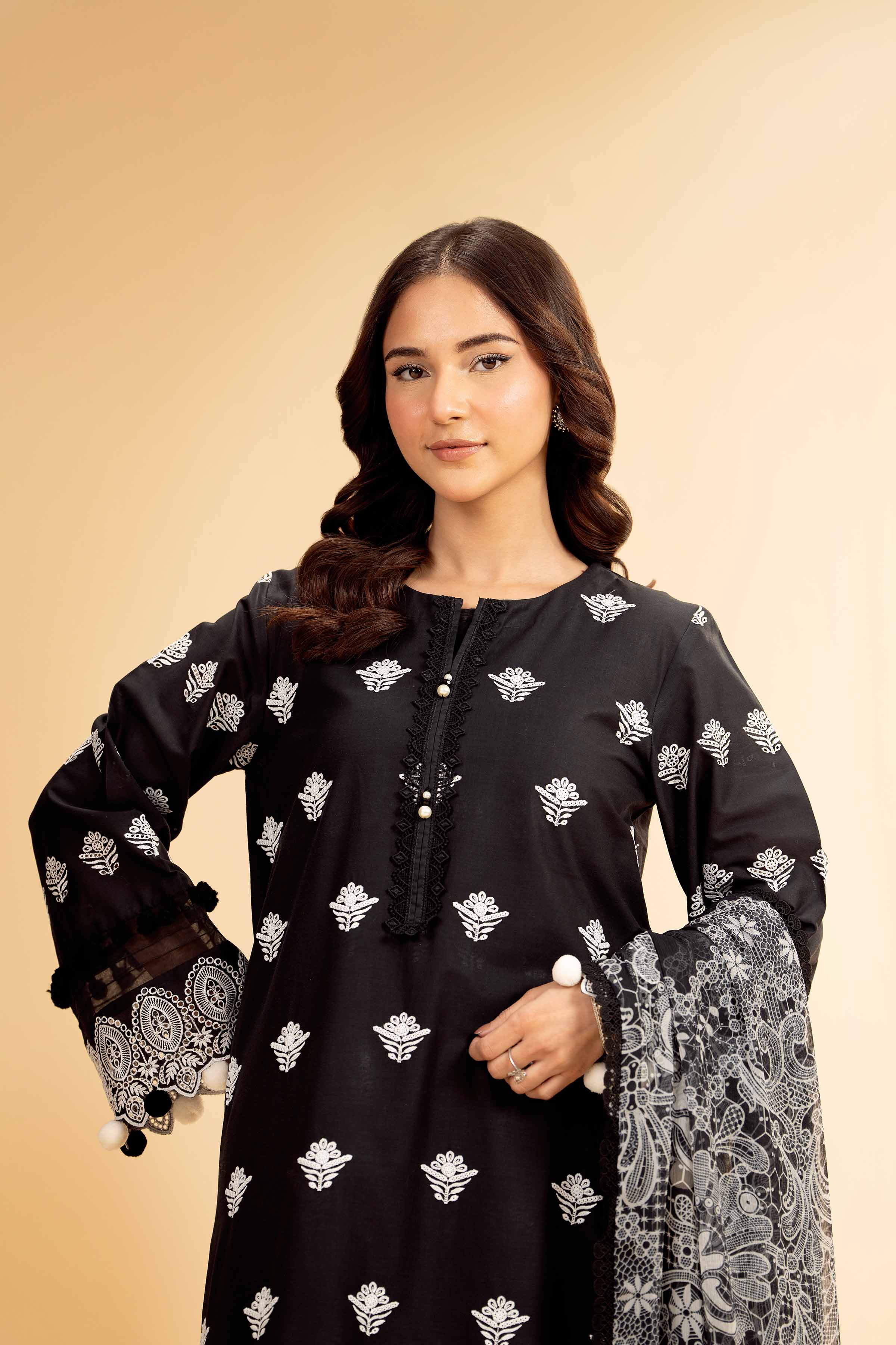 3 Piece - Embroidered Suit - 42501415