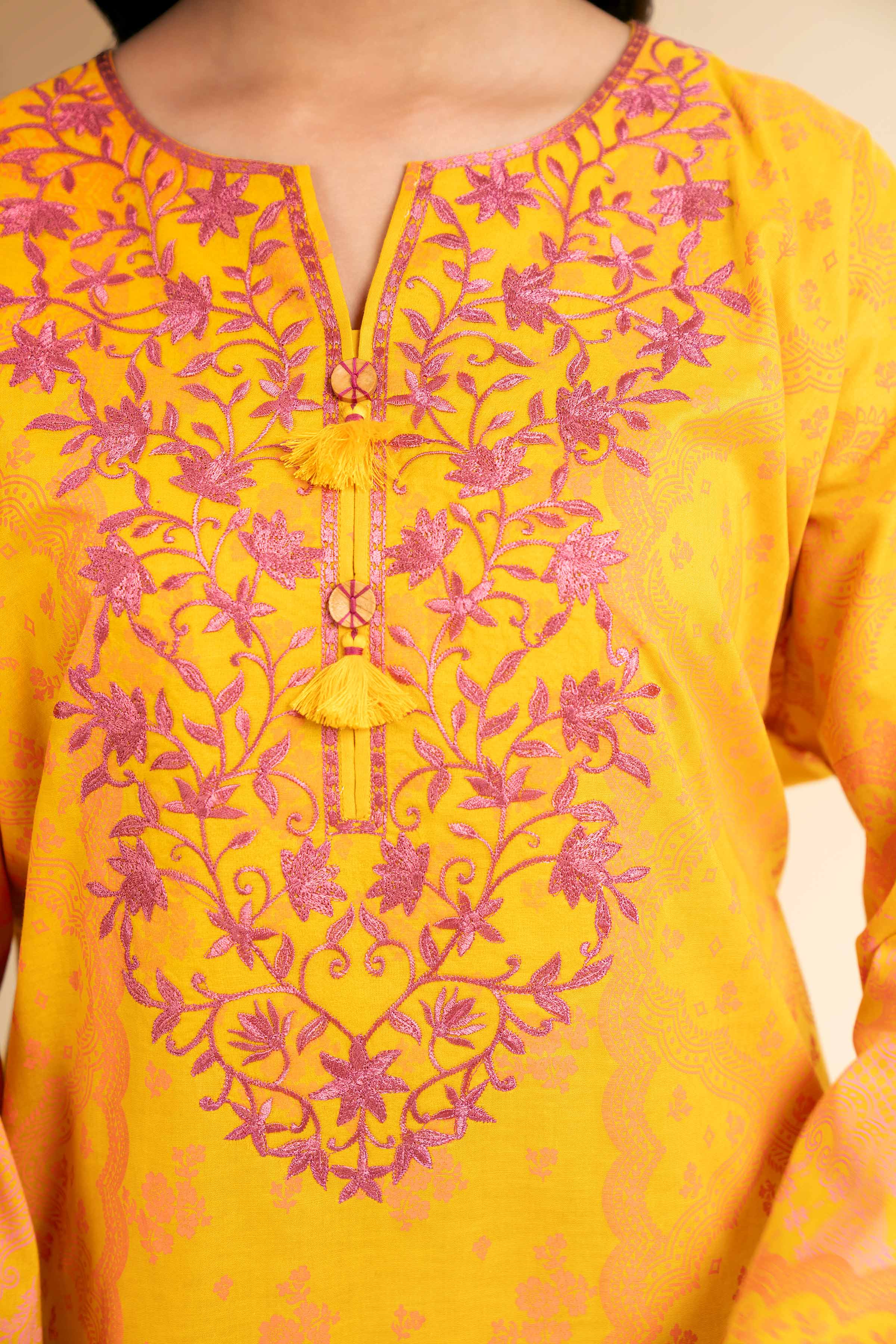 3 Piece - Flatbed Paste Embroidered Suit - 42501661