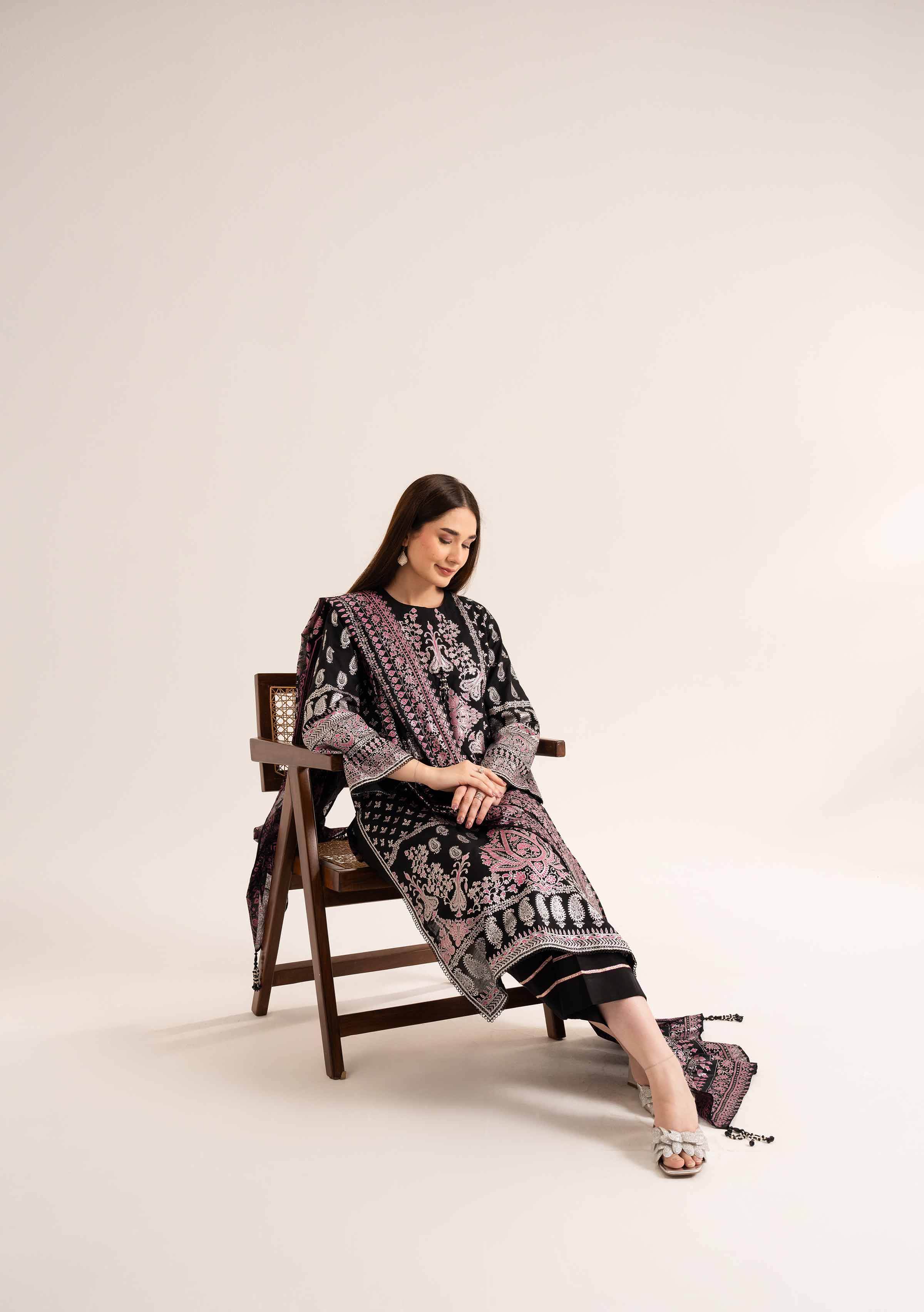 3 Piece - Foil Printed Suit - 42501900