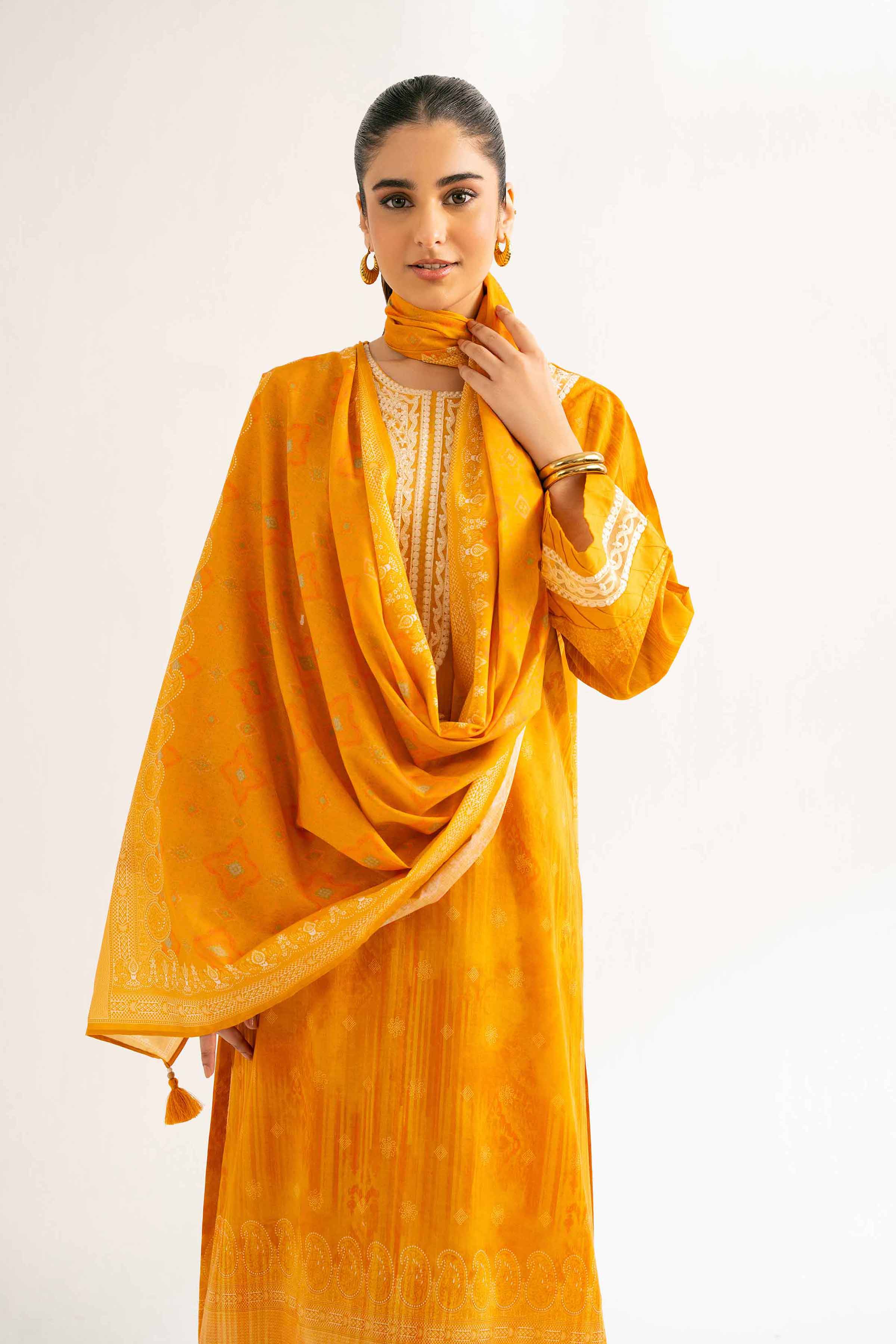 NISHATUAE - Orange Embroidered Lawn 3-piece Unstitched Suit