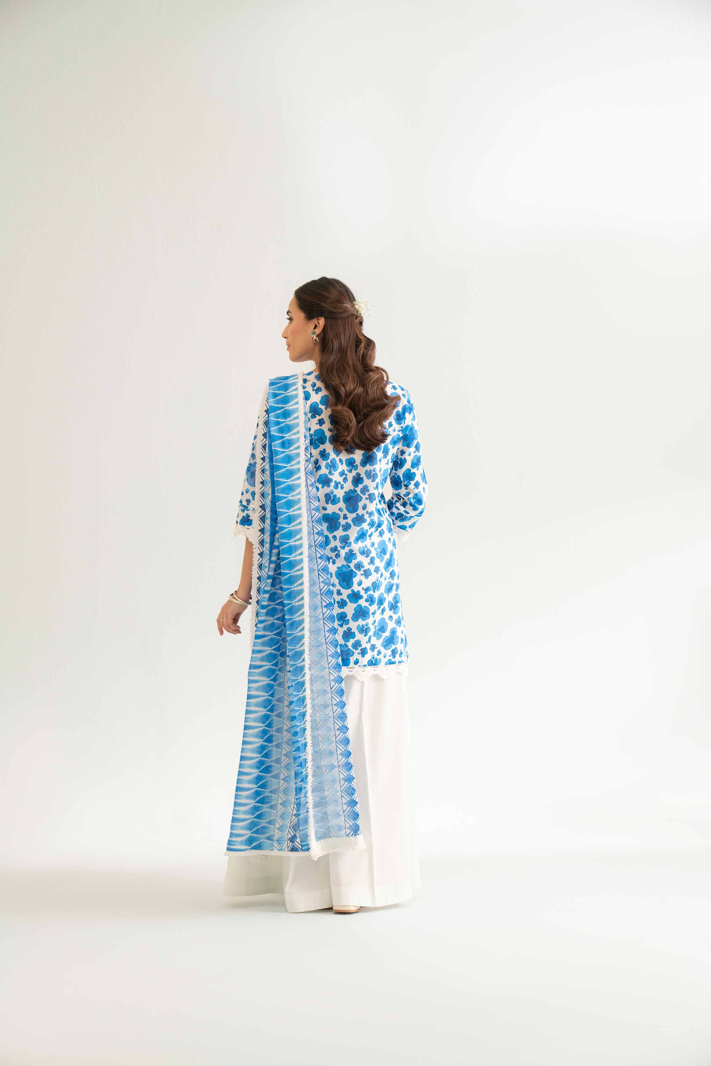 NISHATUAE - Blue Printed Lawn 3-piece Unstitched Suit