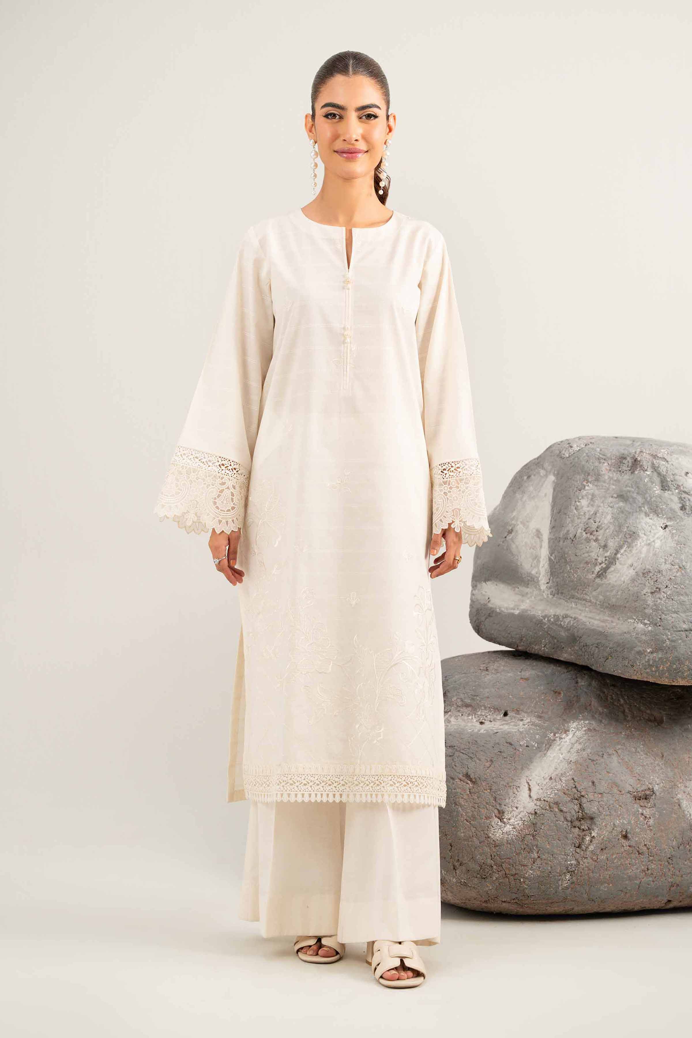 2 Piece - Embroidered Suit - 42501994