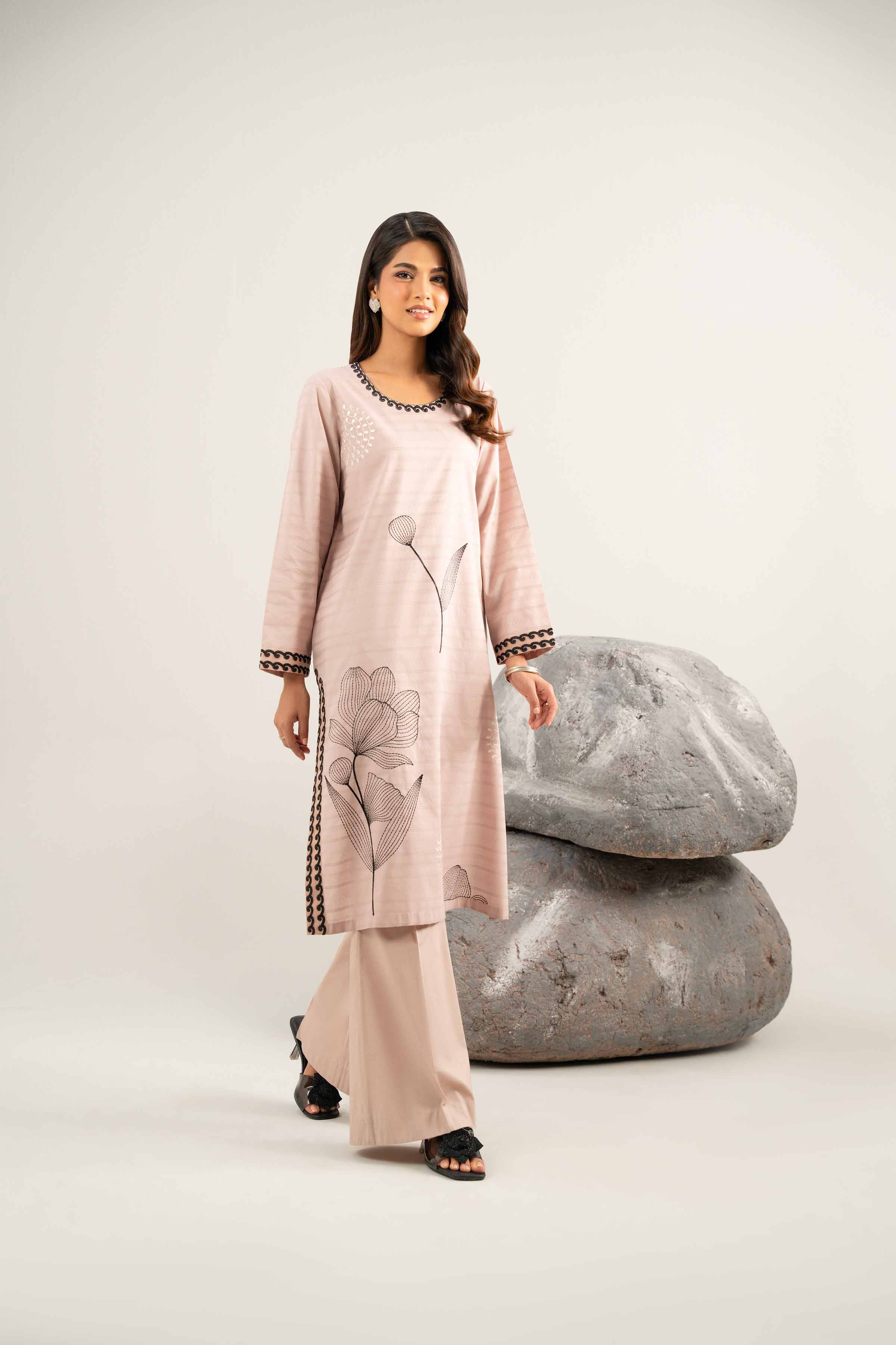 2 Piece - Embroidered Suit - 42501995