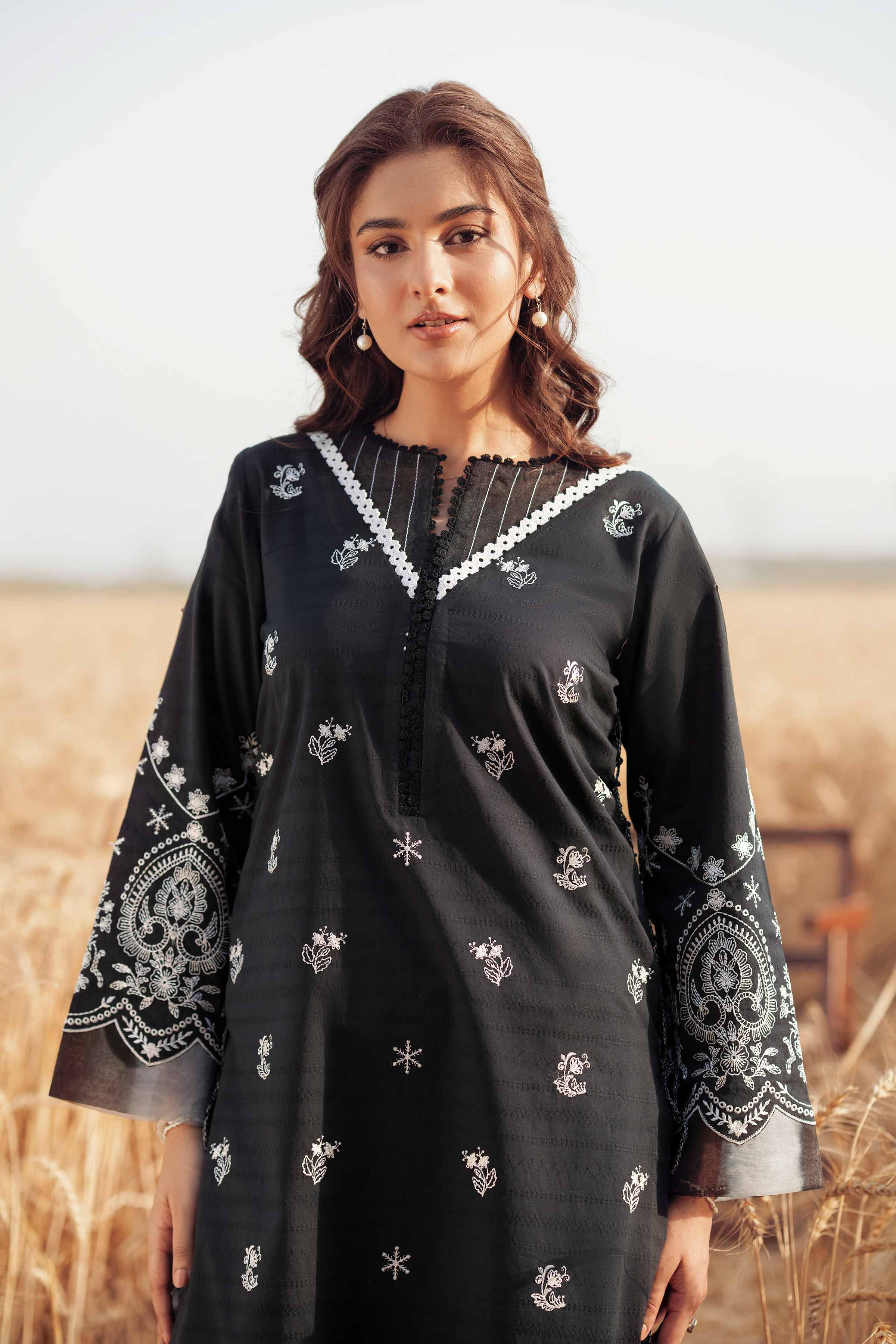 2 Piece - Embroidered Suit - 42501996