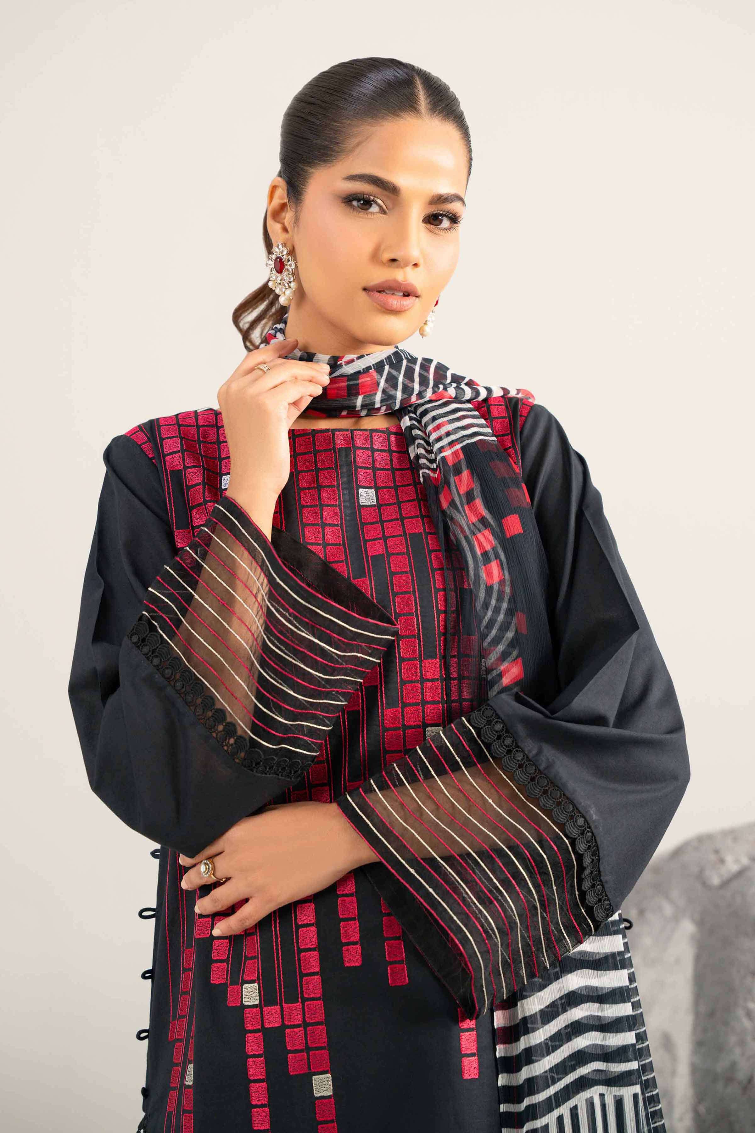 3 Piece - Dyed Printed Embroidered Suit - 42502026