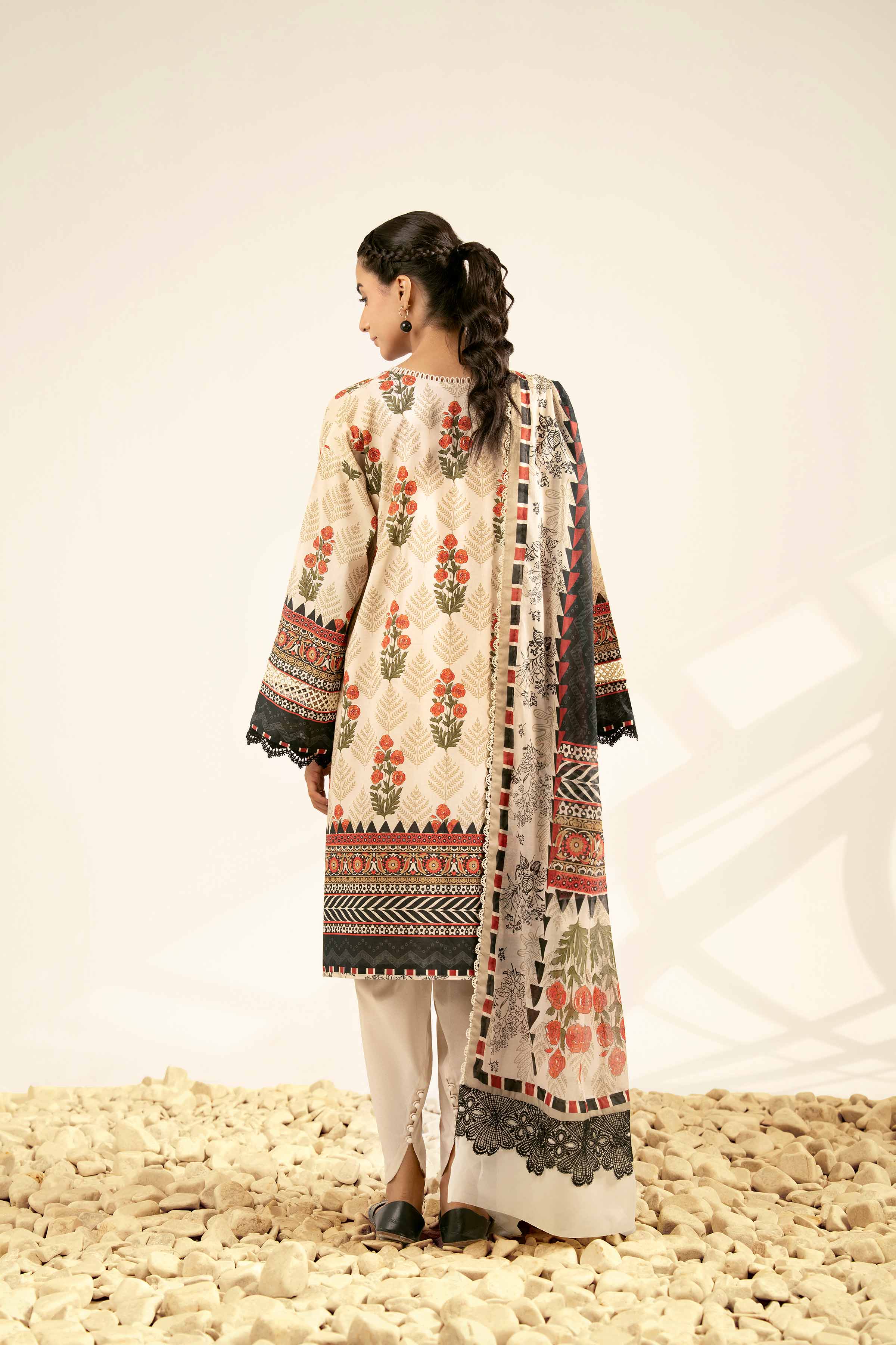 NISHATUAE - Beige Printed Cambric 3-piece Unstitched Suit