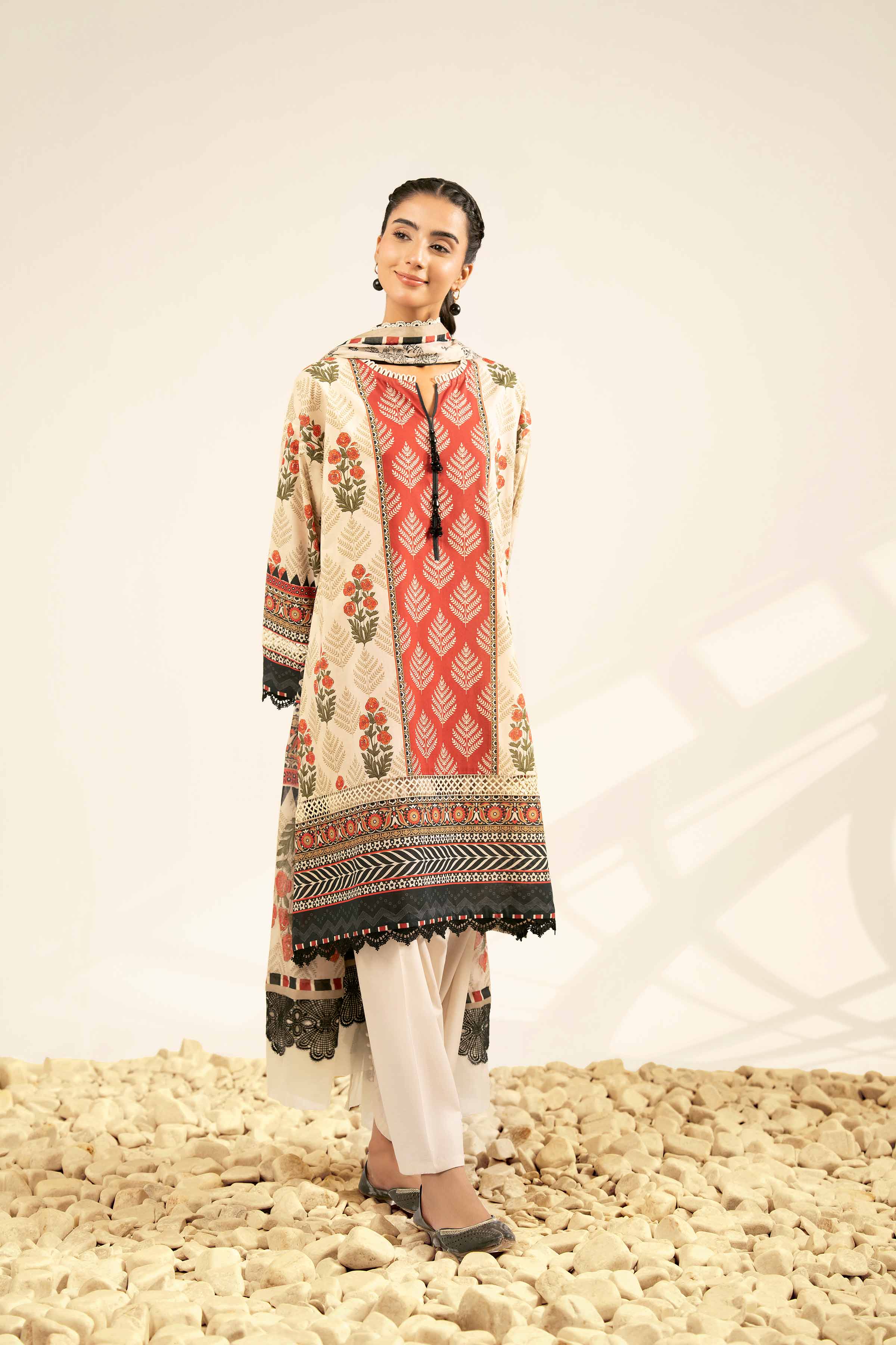 NISHATUAE - Beige Printed Cambric 3-piece Unstitched Suit