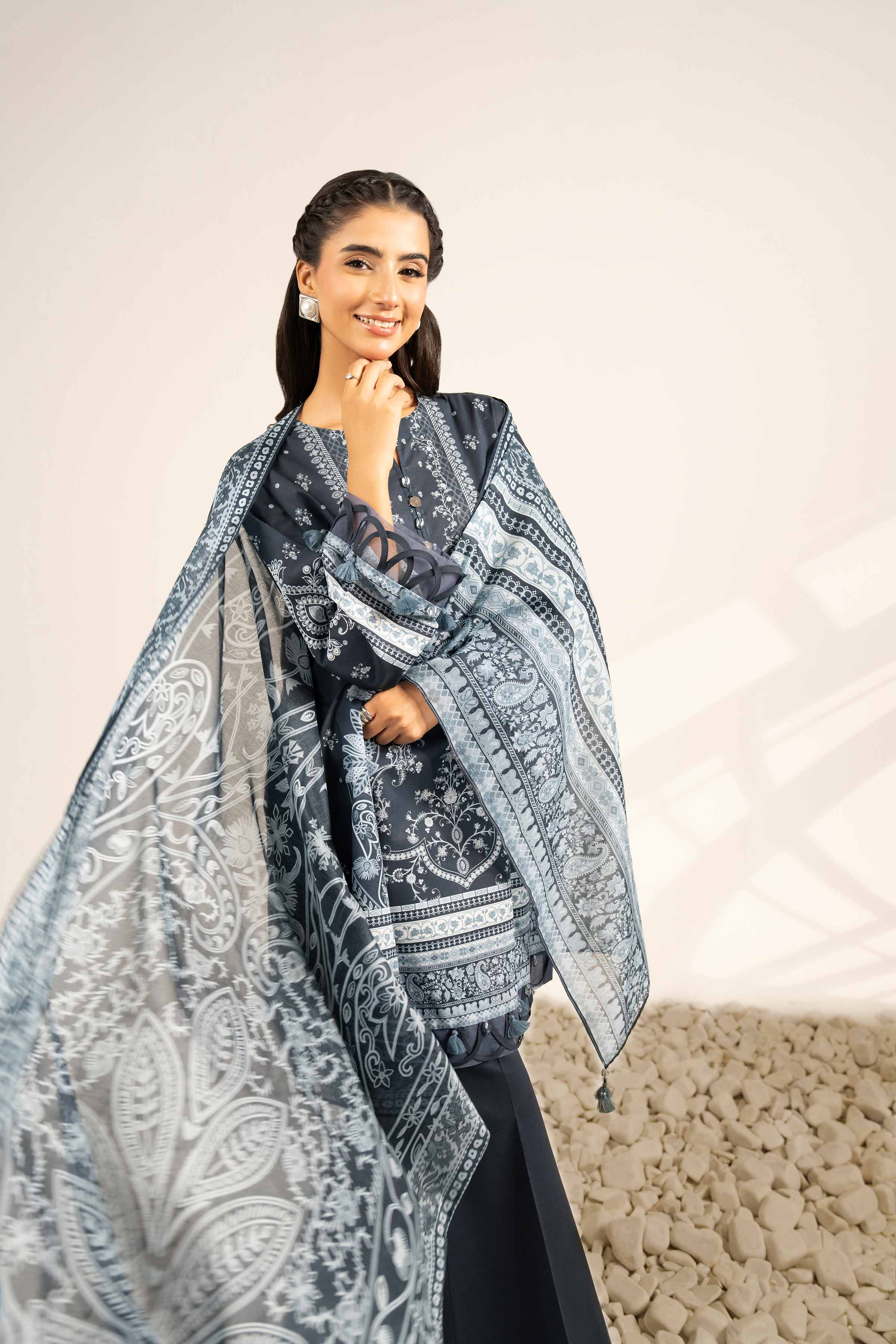 NISHATUAE - Blue Printed Cambric 3-piece Unstitched Suit