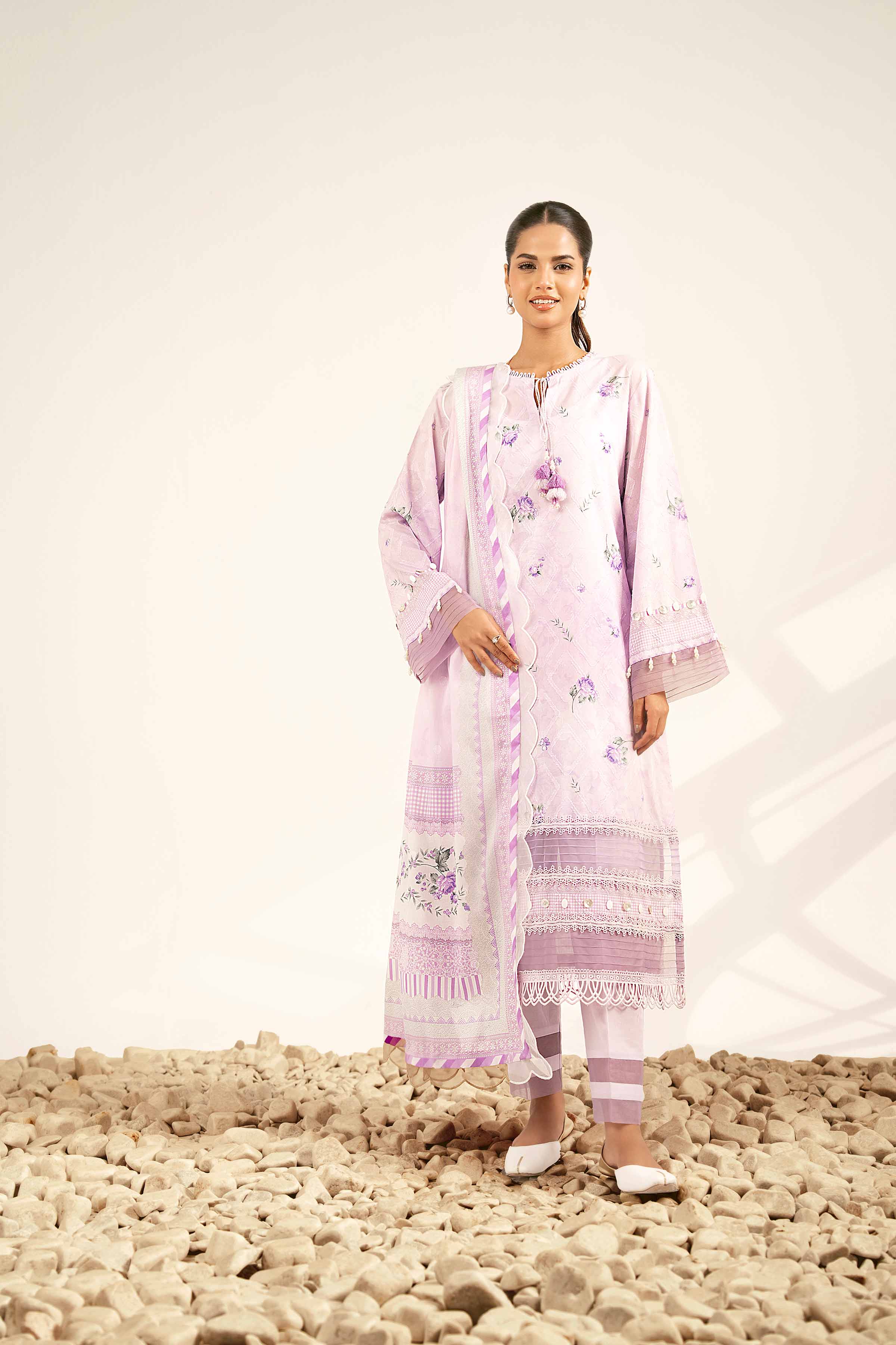 NISHATUAE - Orchid Printed Jacquard 3-piece Unstitched Suit
