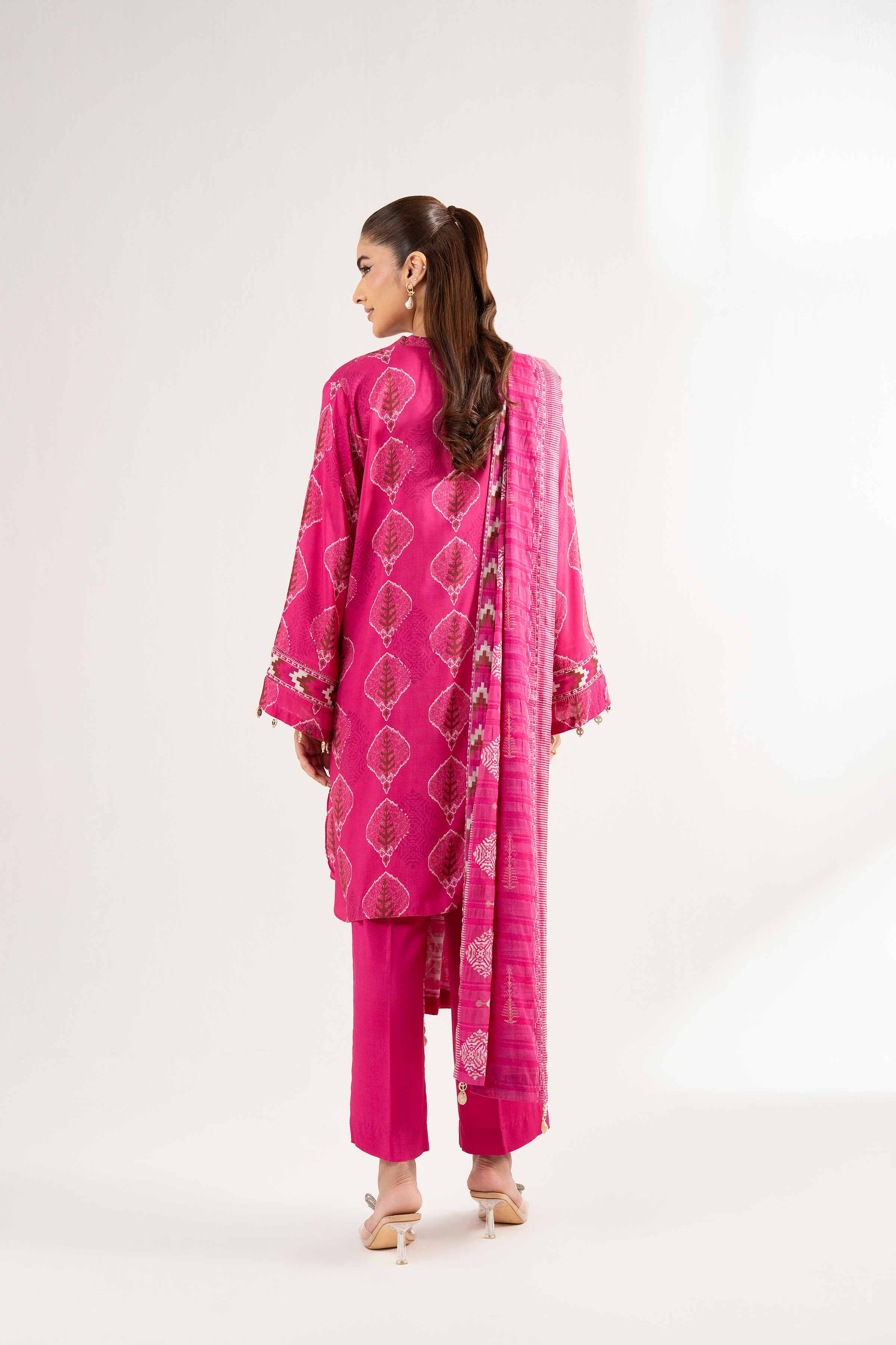 NISHATUAE - Fuchsia Printed Lawn 3-piece Unstitched Suit