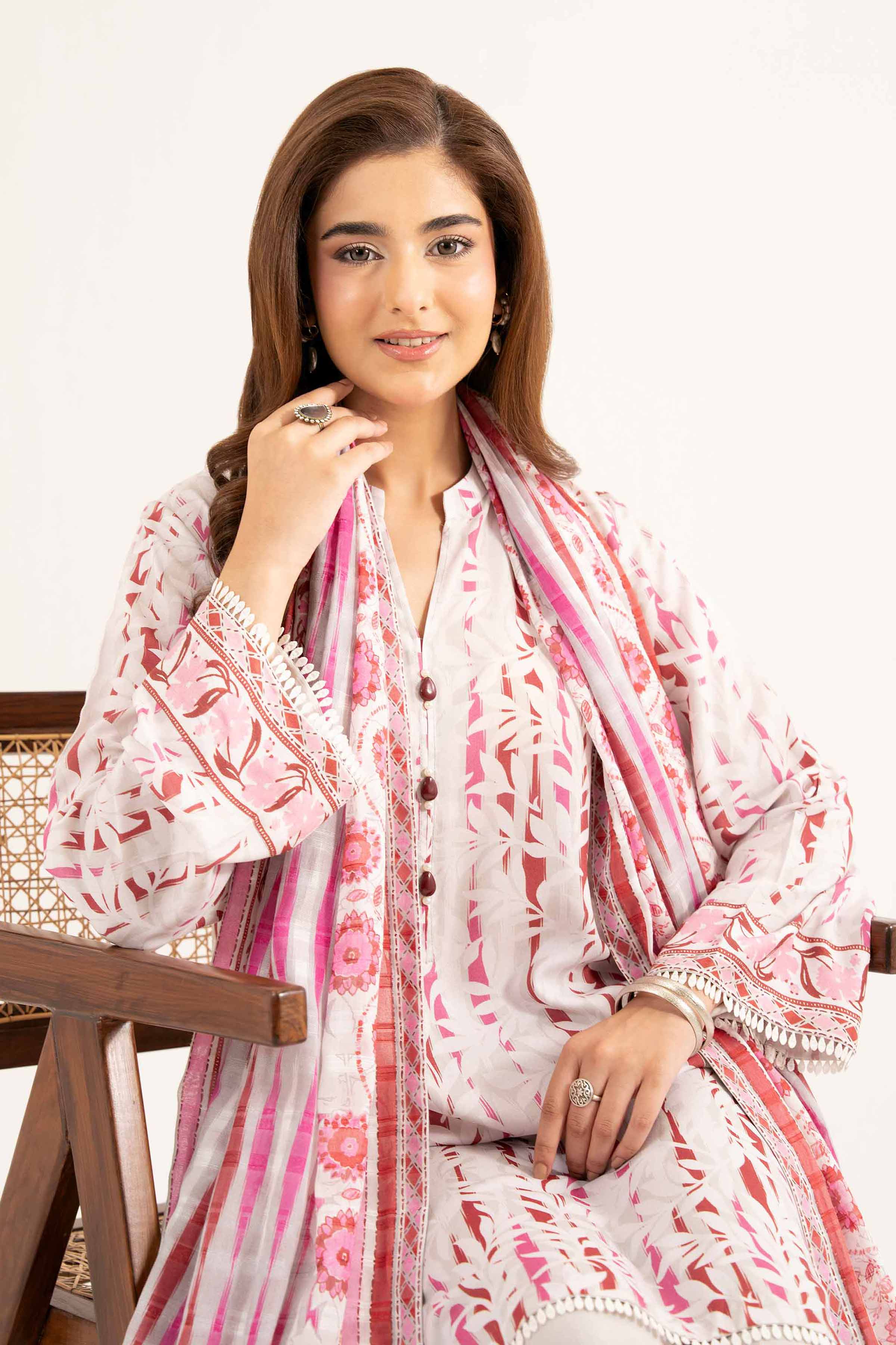 NISHATUAE - White Printed Lawn 3-piece Unstitched Suit