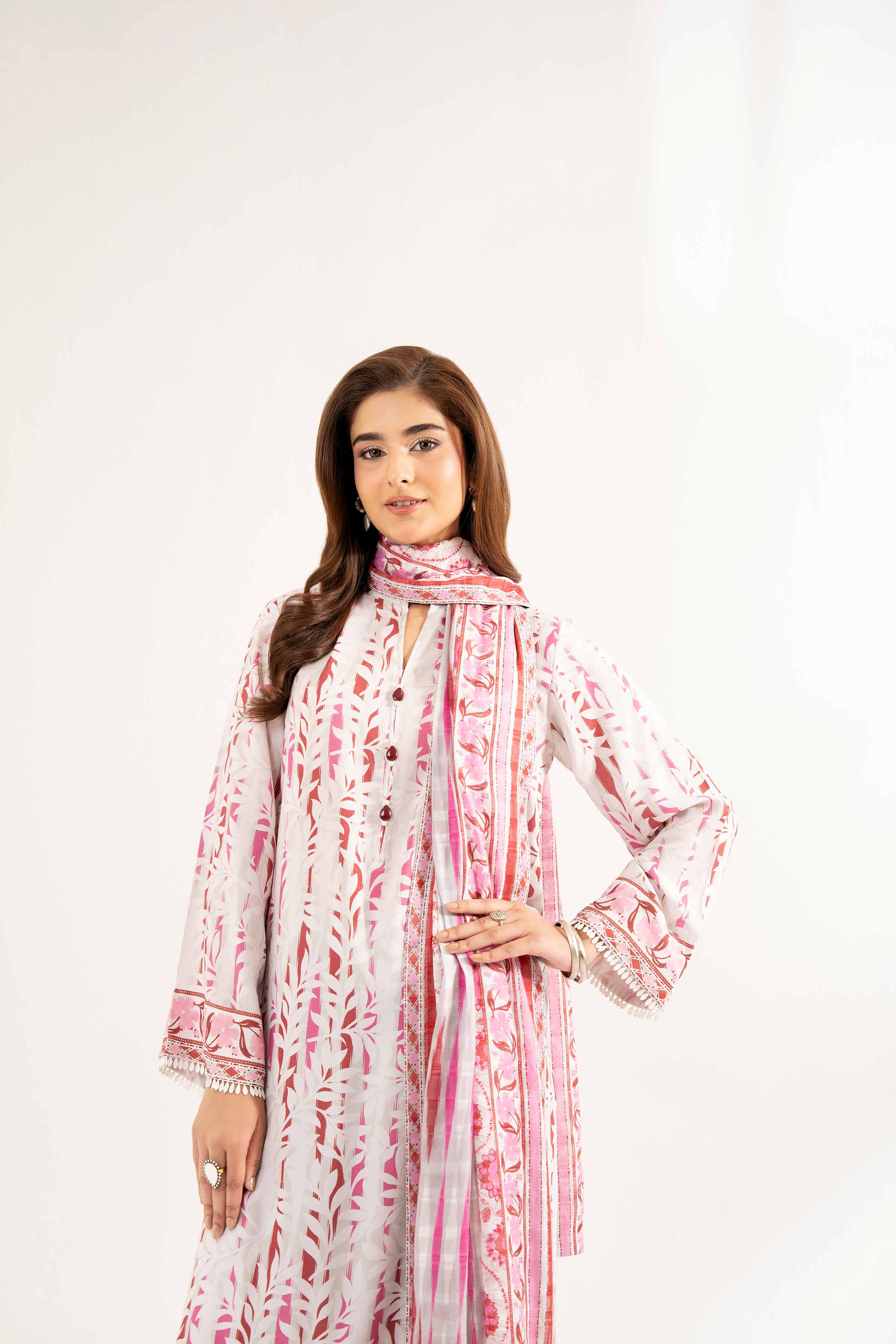 NISHATUAE - White Printed Lawn 3-piece Unstitched Suit
