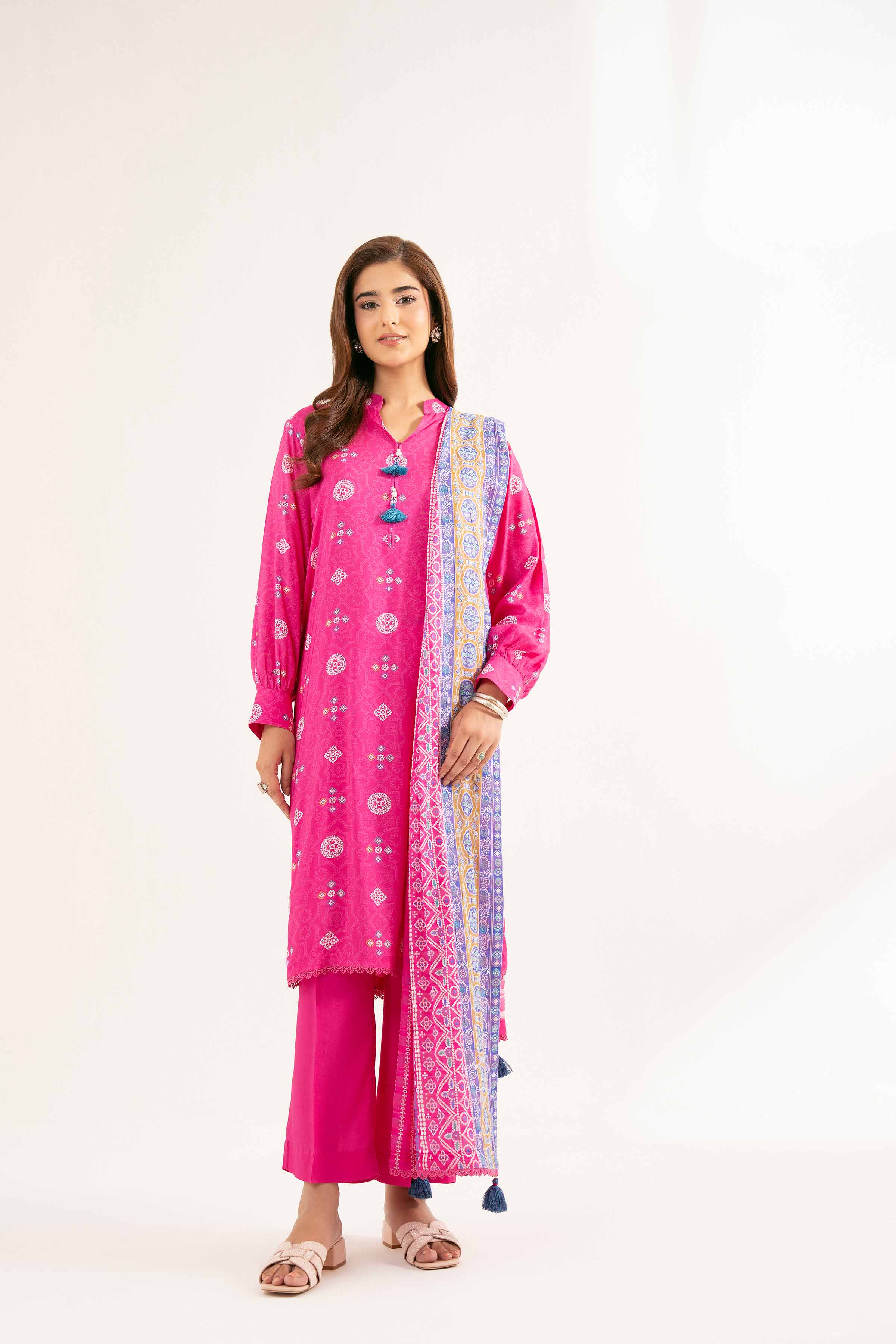 NISHATUAE - Pink Printed Lawn 3-piece Unstitched Suit