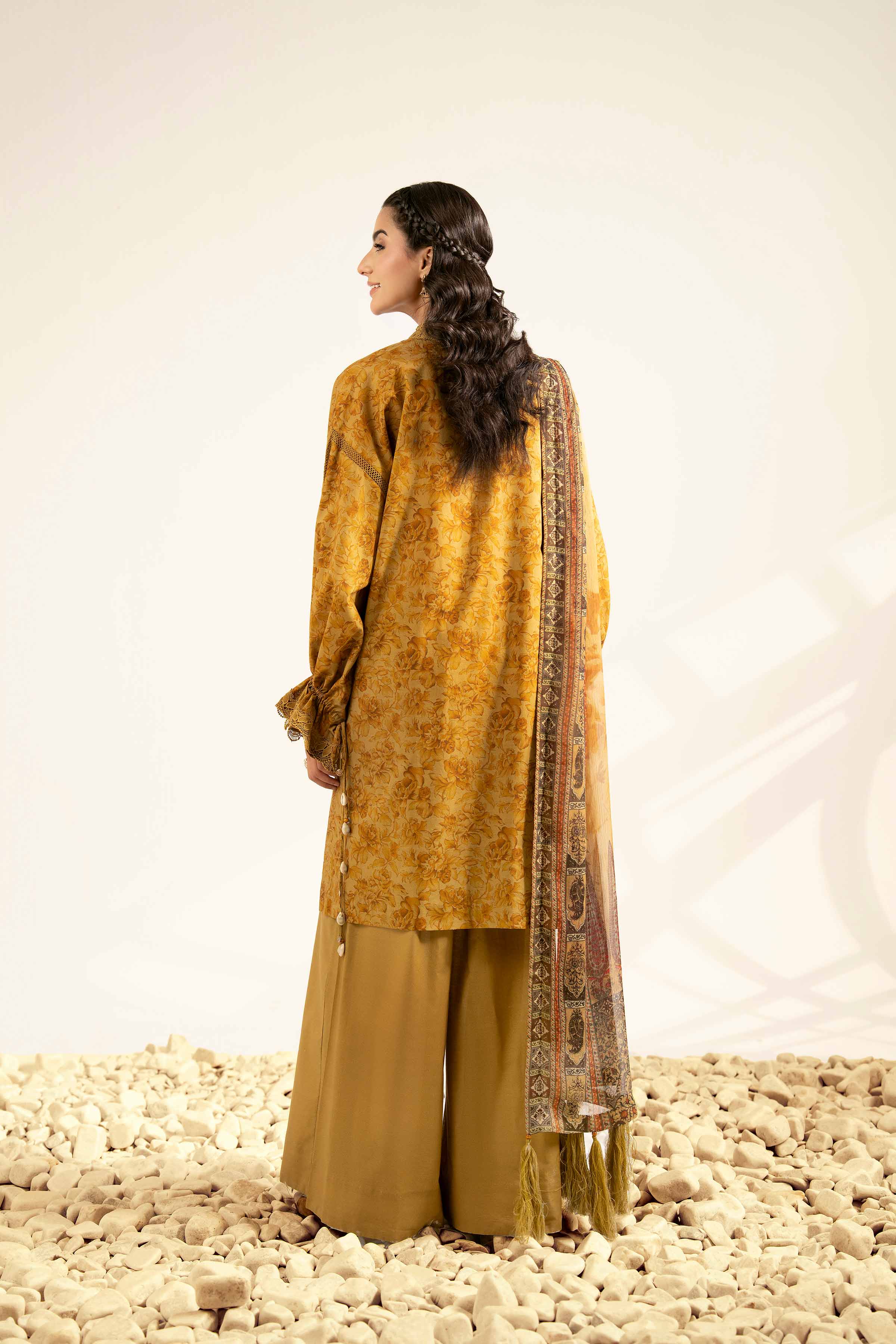 NISHATUAE - Gold Printed Cambric 3-piece Unstitched Suit