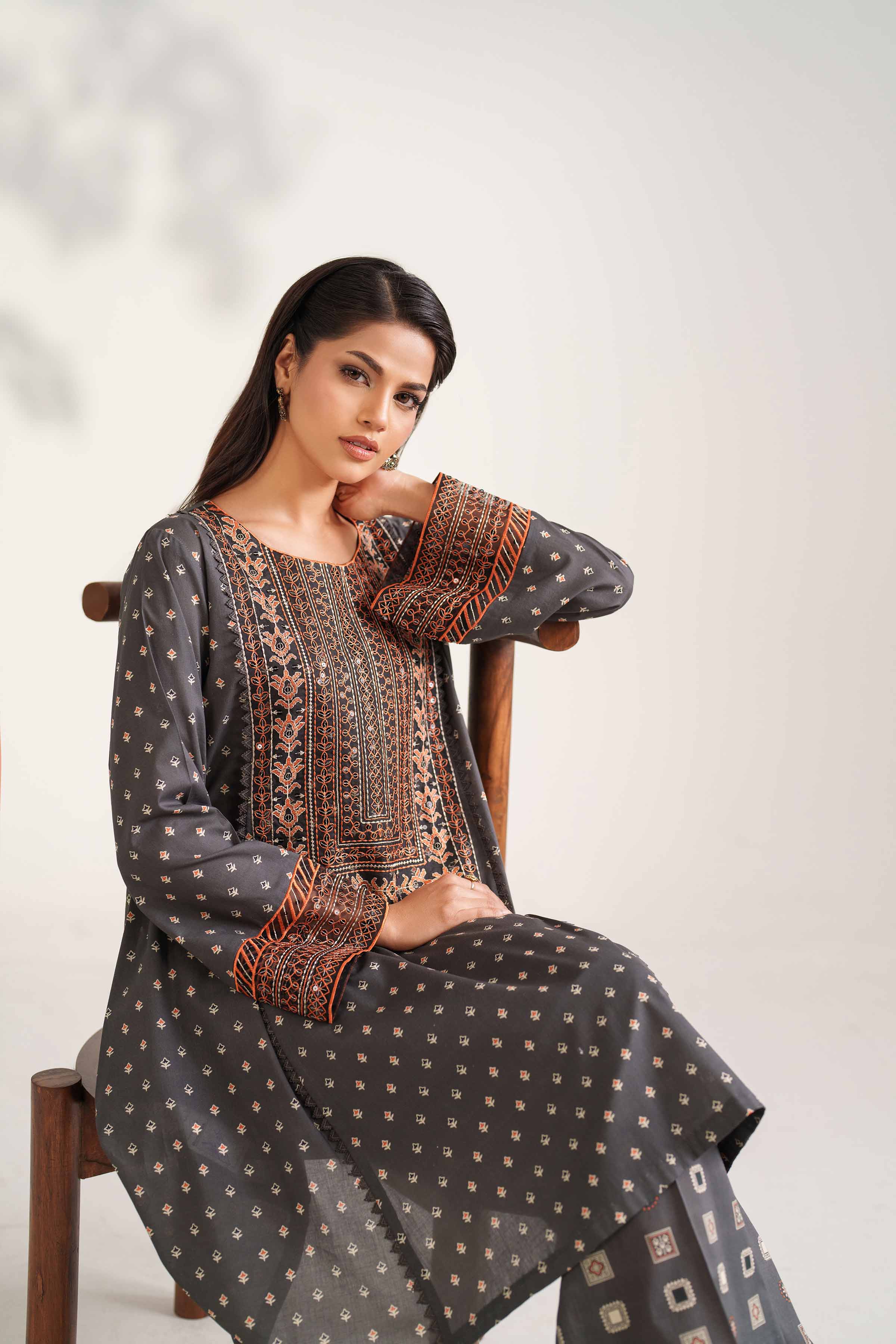 NISHATUAE - Grey Embroidered Cambric 2-piece Unstitched Dress