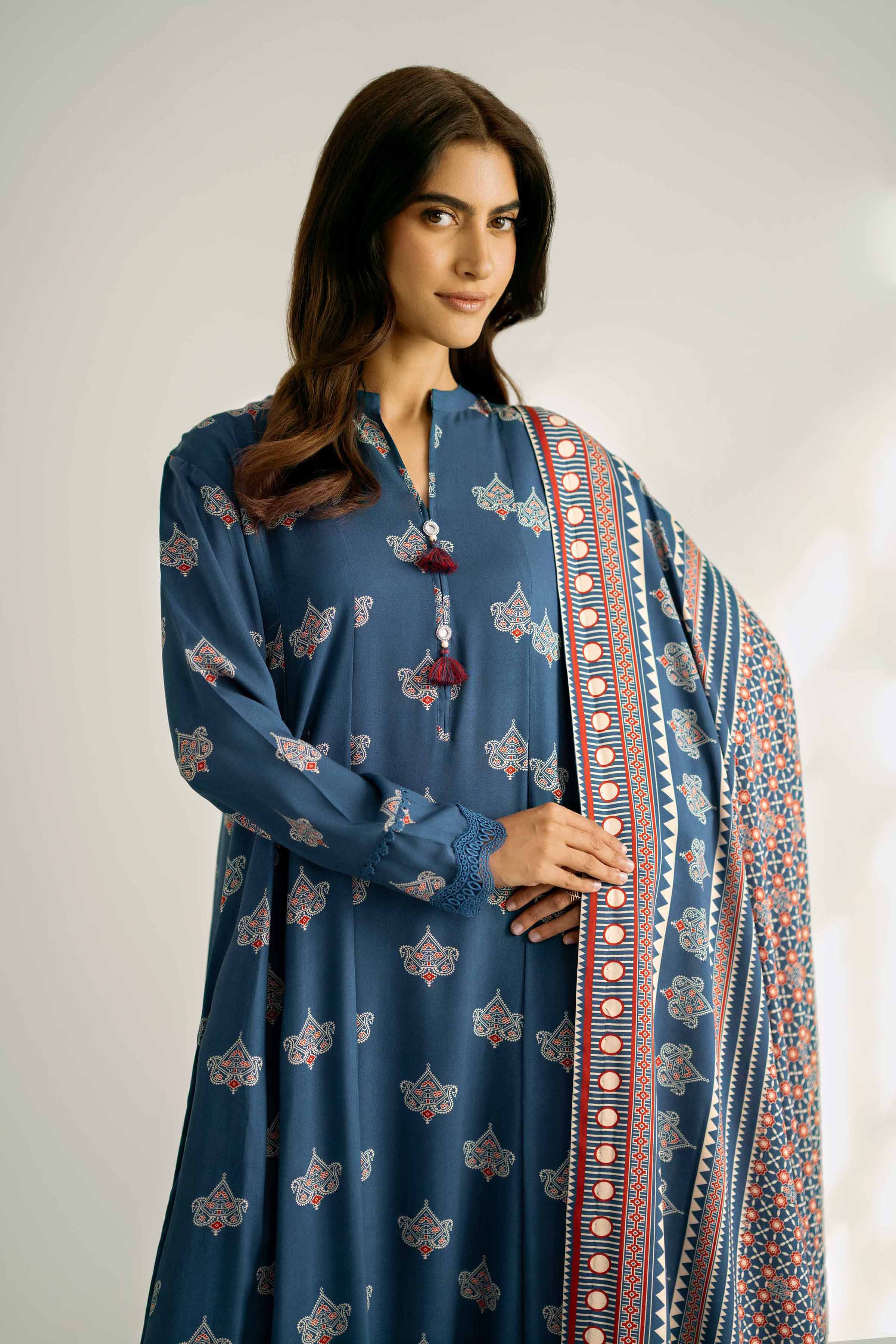NISHATUAE - Blue Printed Linen 3-piece Unstitched Suit