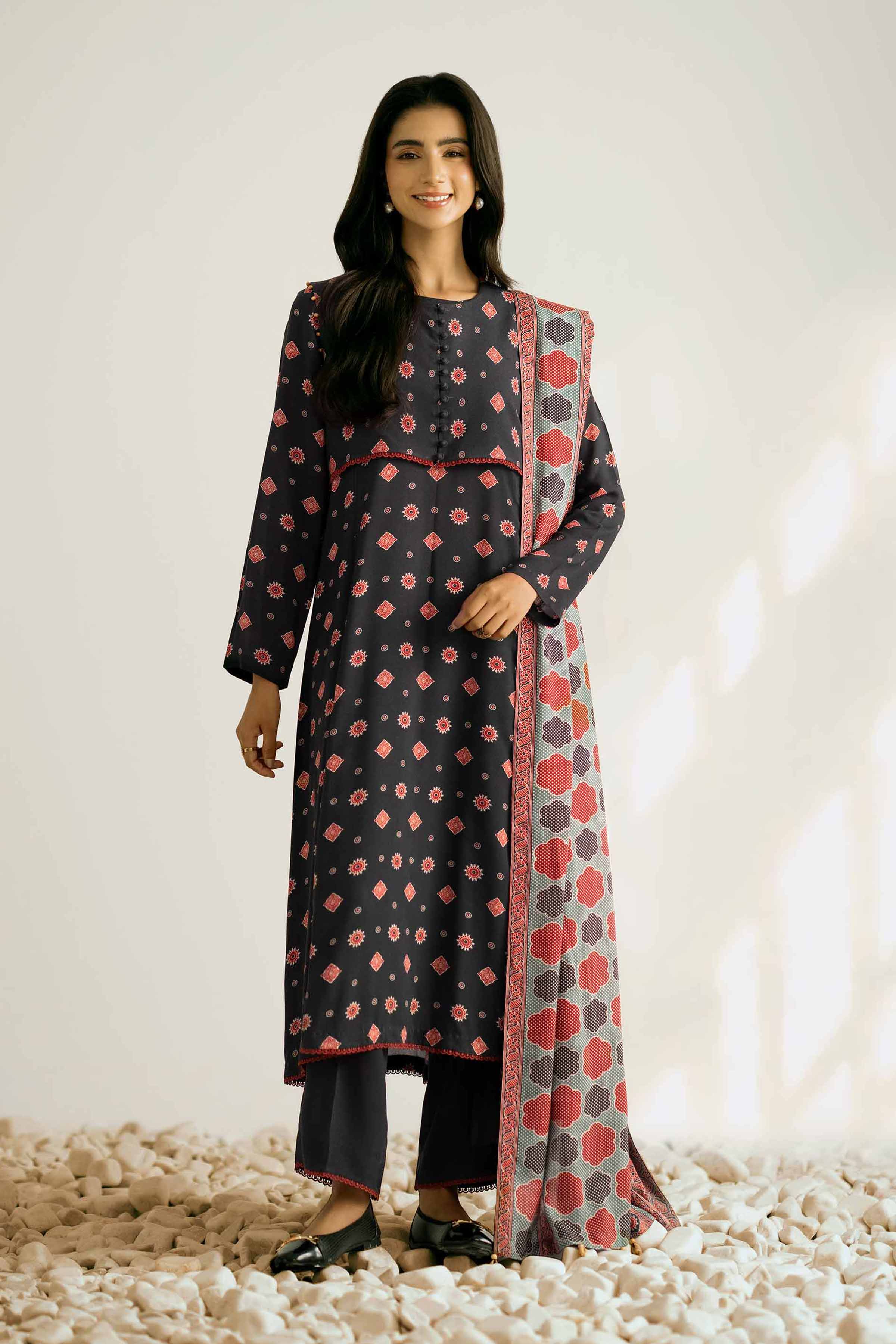 NISHATUAE - Black Printed Linen 3-piece Unstitched Suit