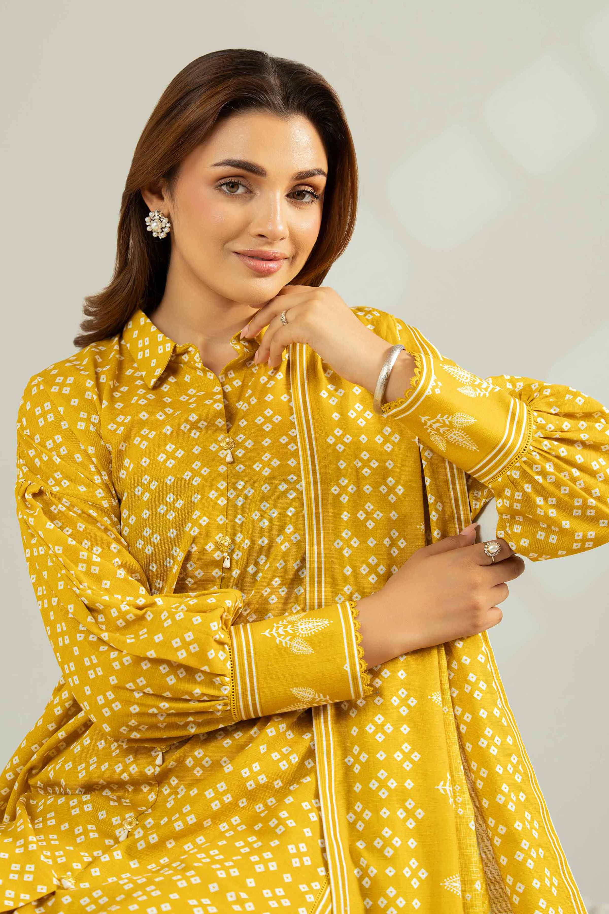 NISHATUAE - Yellow Printed Khaddar 3-piece Unstitched Suit
