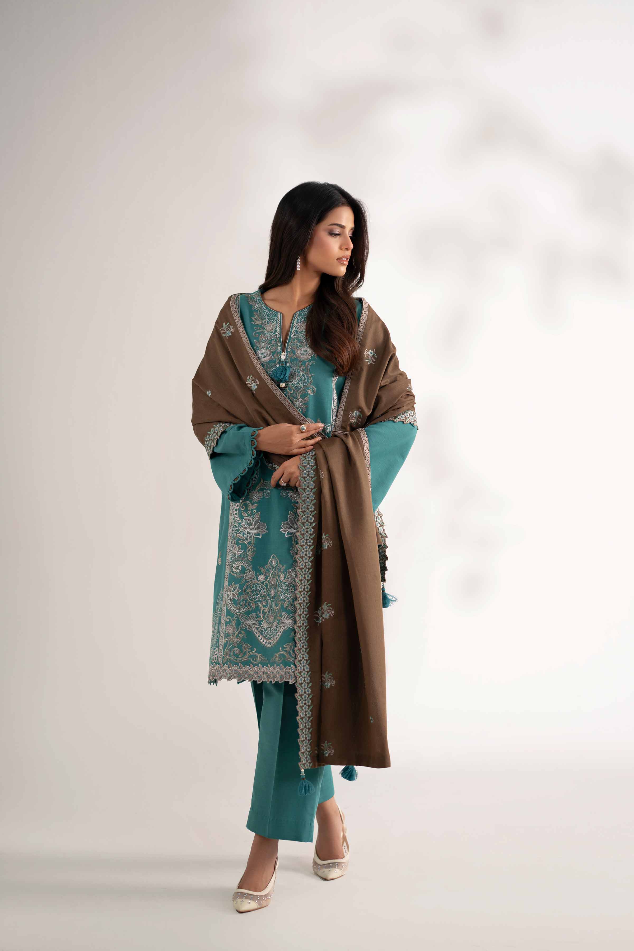 NISHATUAE - Green Embroidered Khaddar 3-piece Unstitched Suit