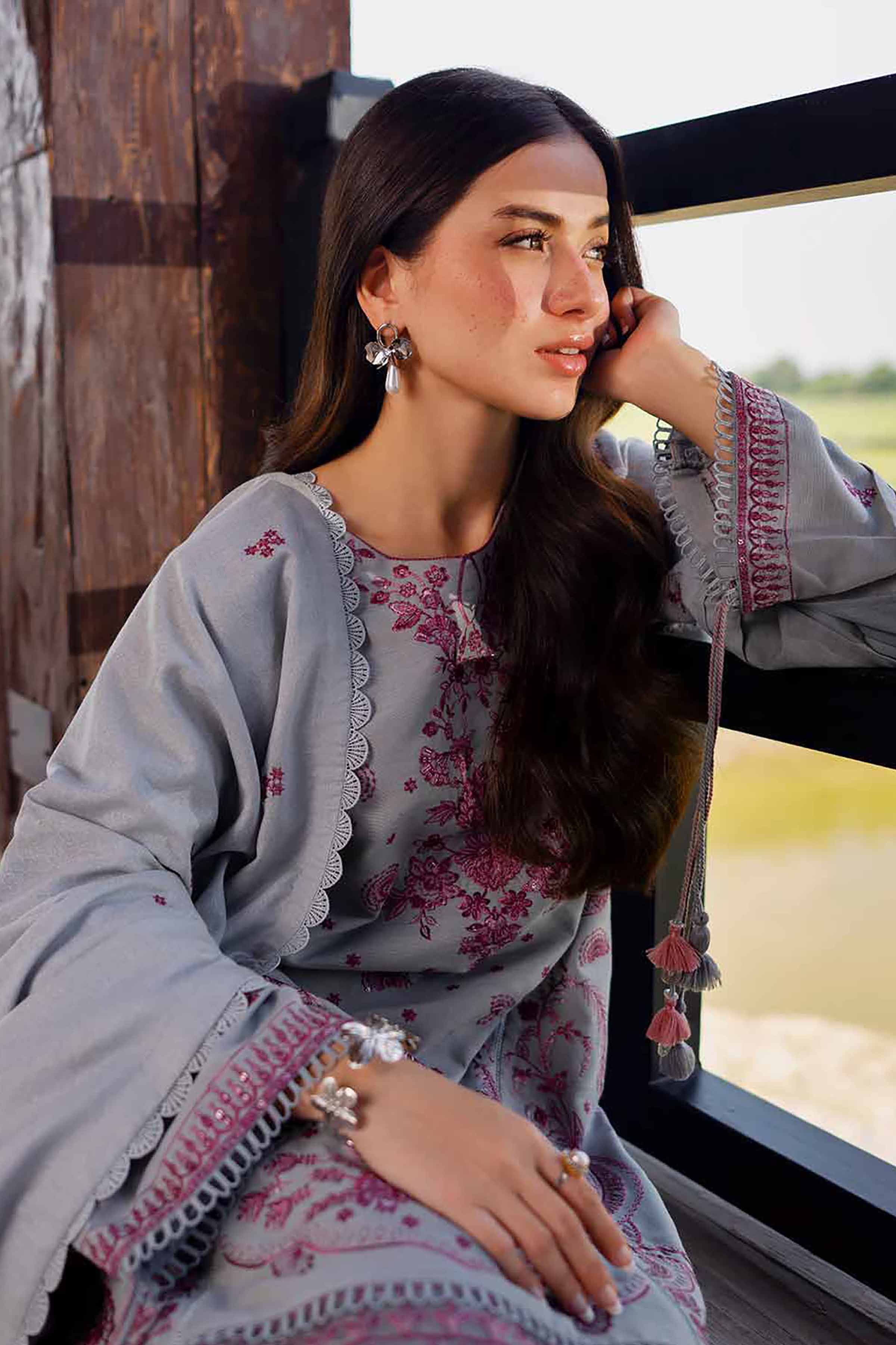NISHATUAE - Grey Embroidered Khaddar 3-piece Unstitched Suit