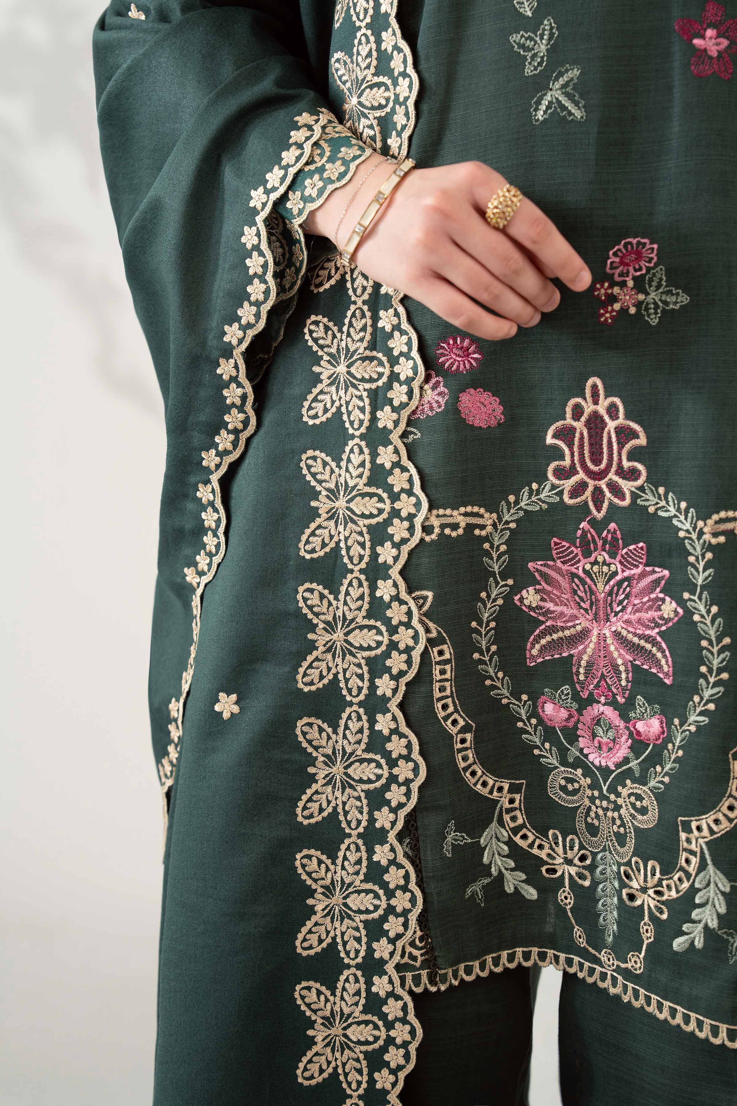 NISHATUAE - Green Embroidered Khaddar 3-piece Unstitched Suit