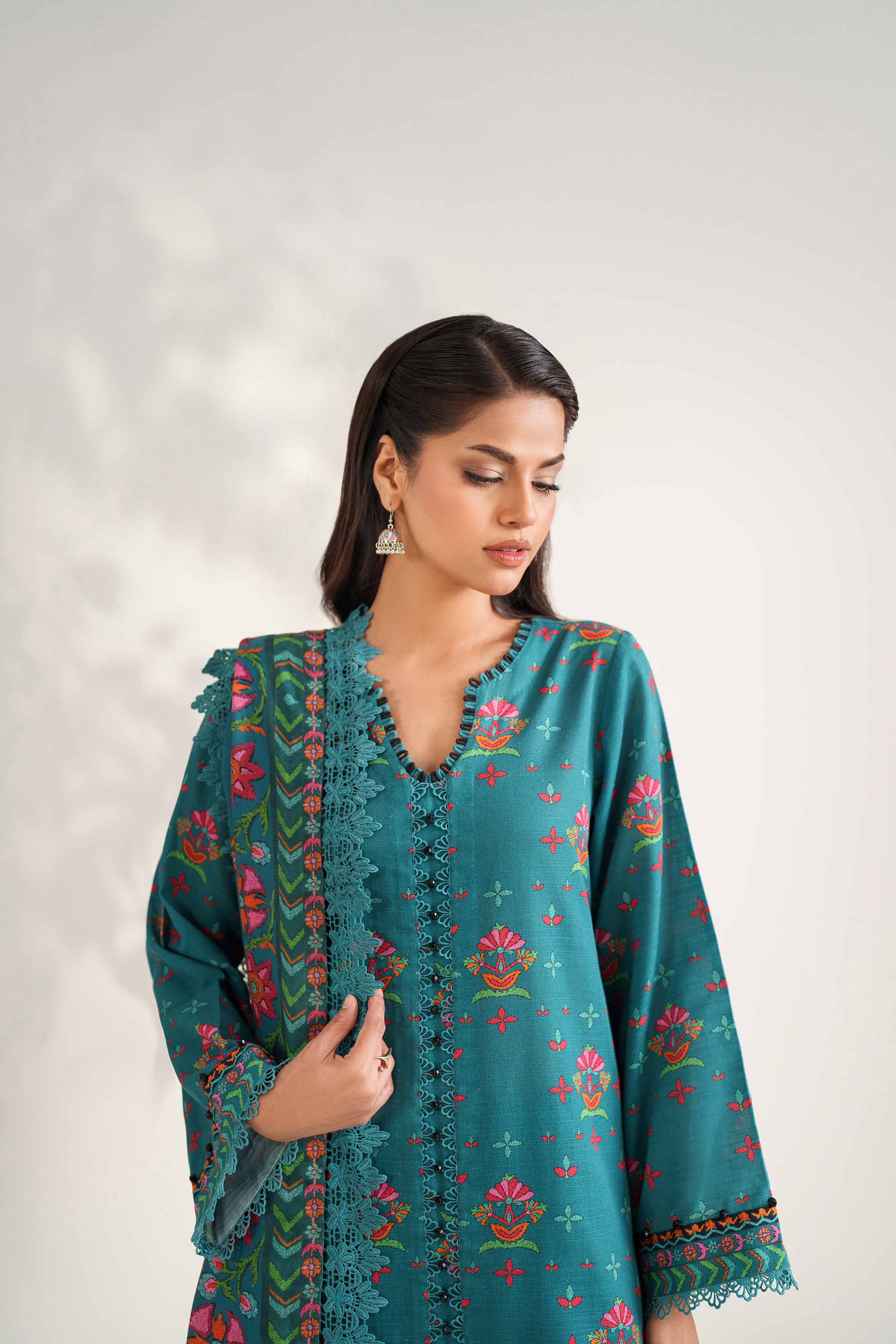 NISHATUAE - Green Printed Khaddar 3-piece Unstitched Suit