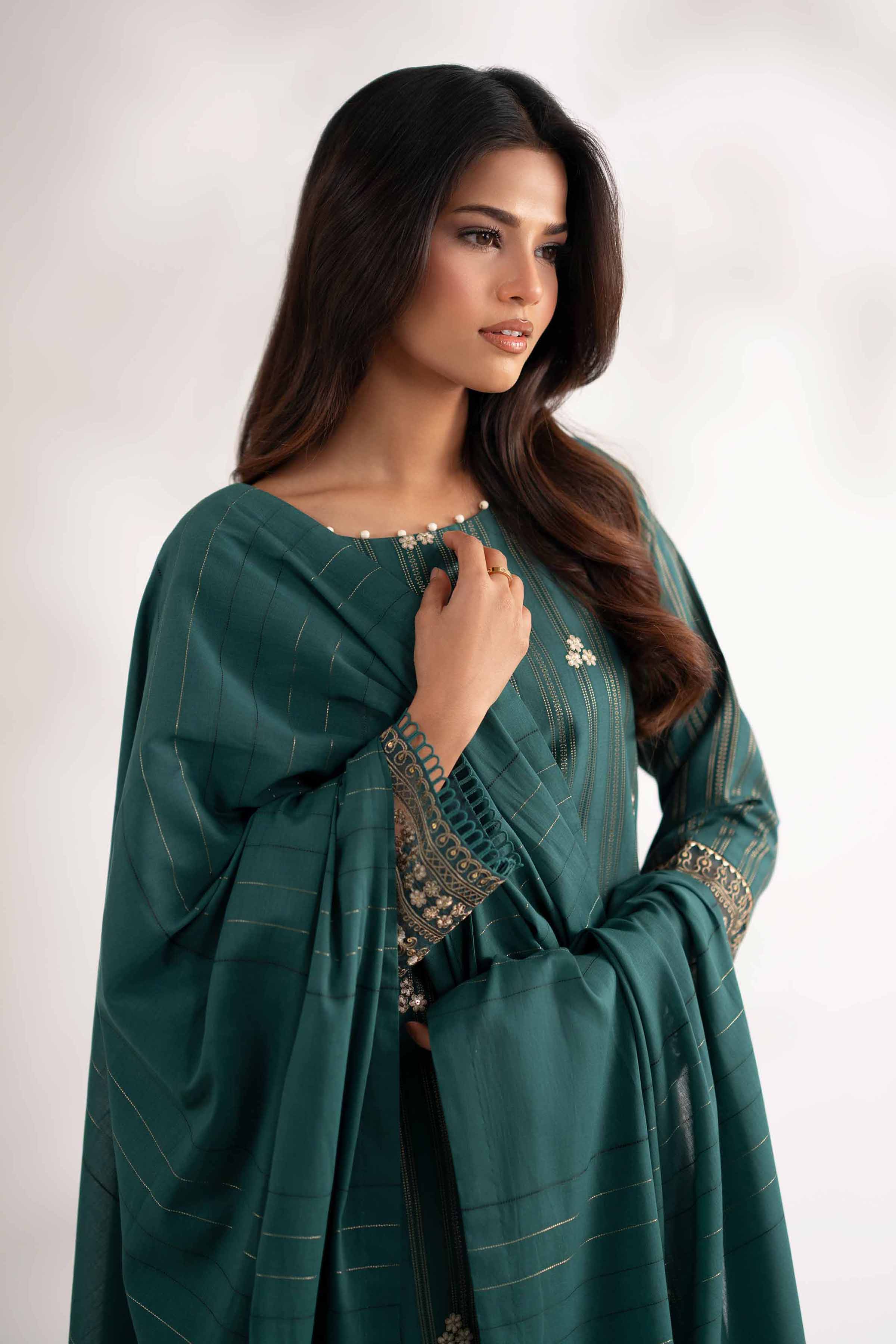 NISHATUAE - Green Embroidered Lawn 3-piece Unstitched Suit