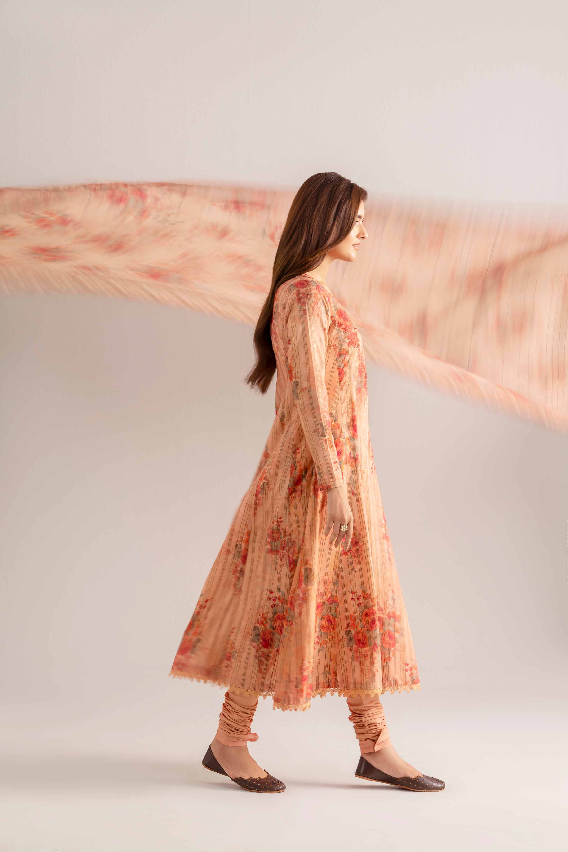 NISHATUAE - Peach Embroidered Lawn 3-piece Unstitched Suit