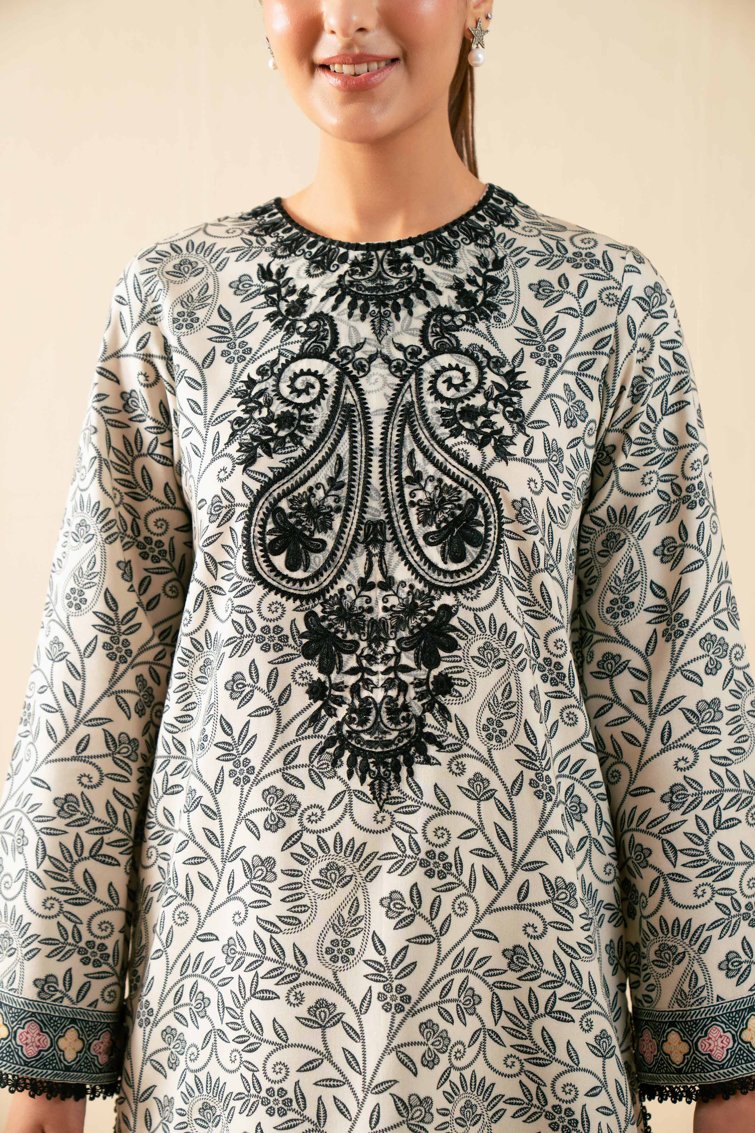 NISHATUAE - Off White Embroidered Linen 3-piece Unstitched Suit