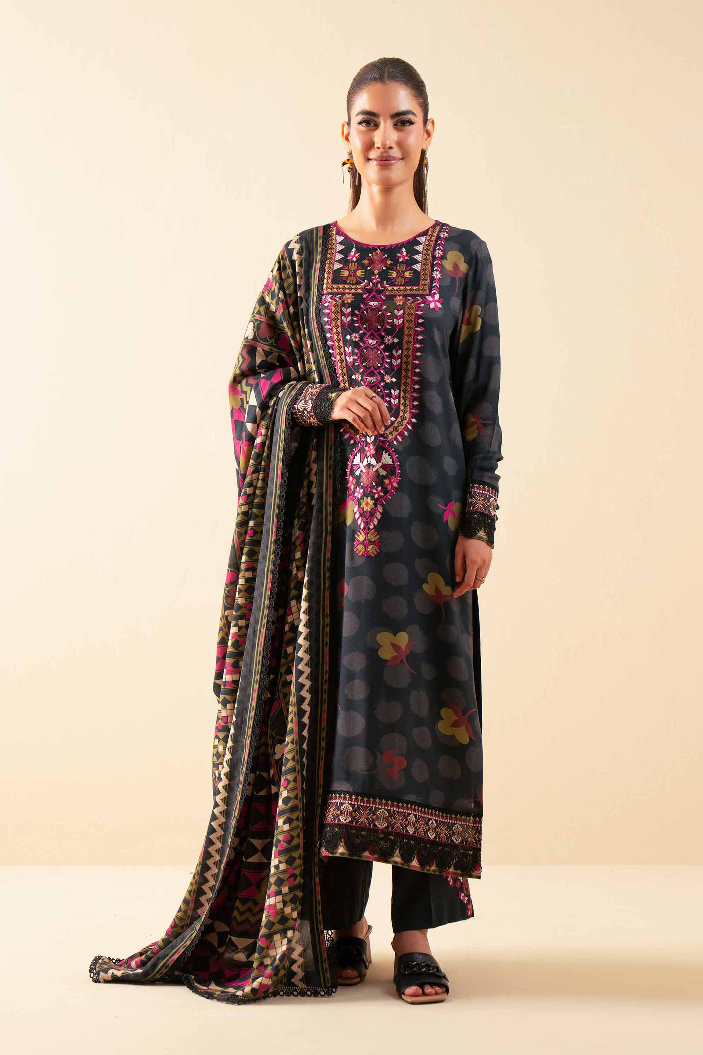 NISHATUAE - Black Embroidered Linen 3-piece Unstitched Suit