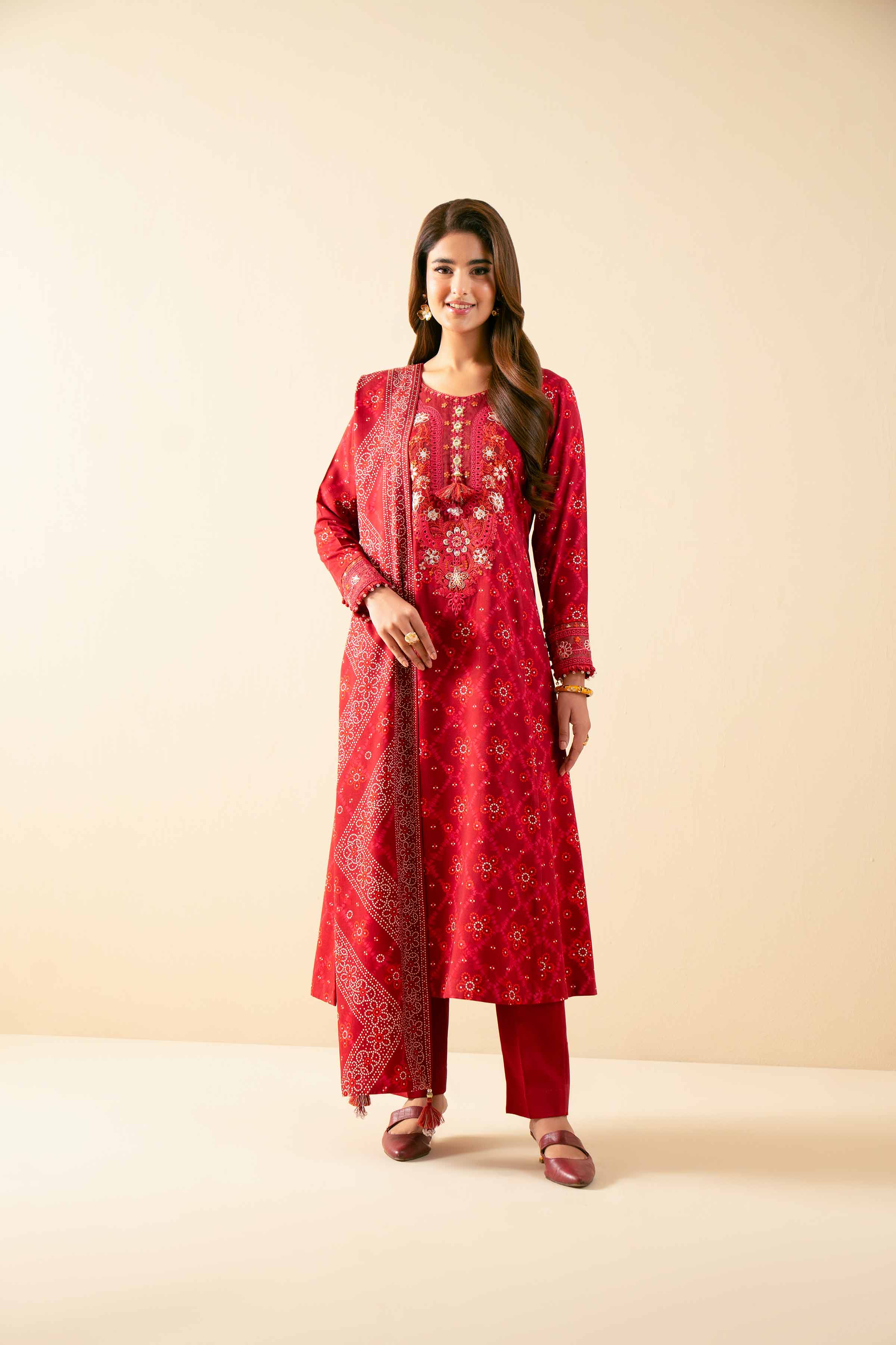 NISHATUAE - Maroon Embroidered Linen 3-piece Unstitched Suit