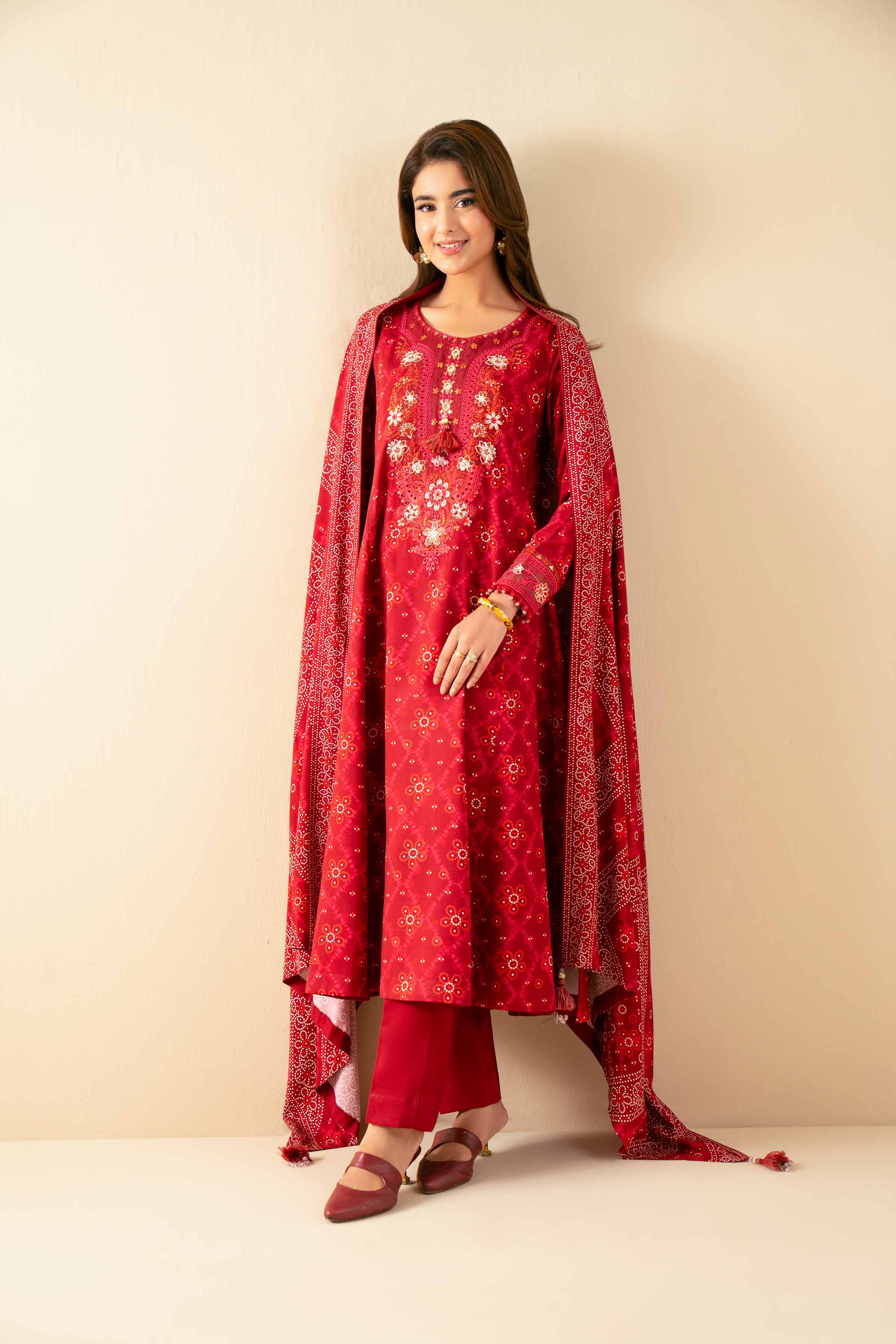 NISHATUAE - Maroon Embroidered Linen 3-piece Unstitched Suit