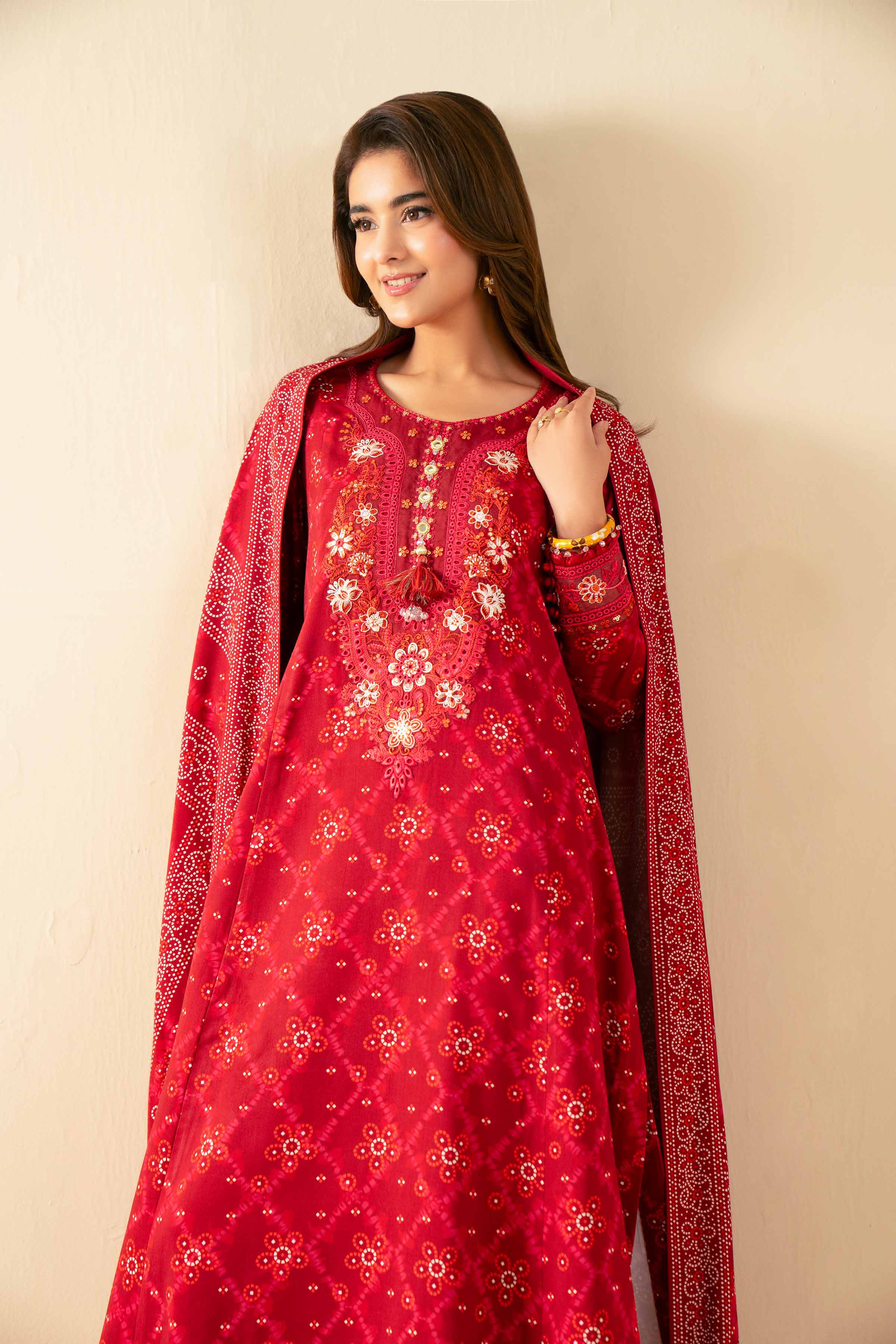 NISHATUAE - Maroon Embroidered Linen 3-piece Unstitched Suit