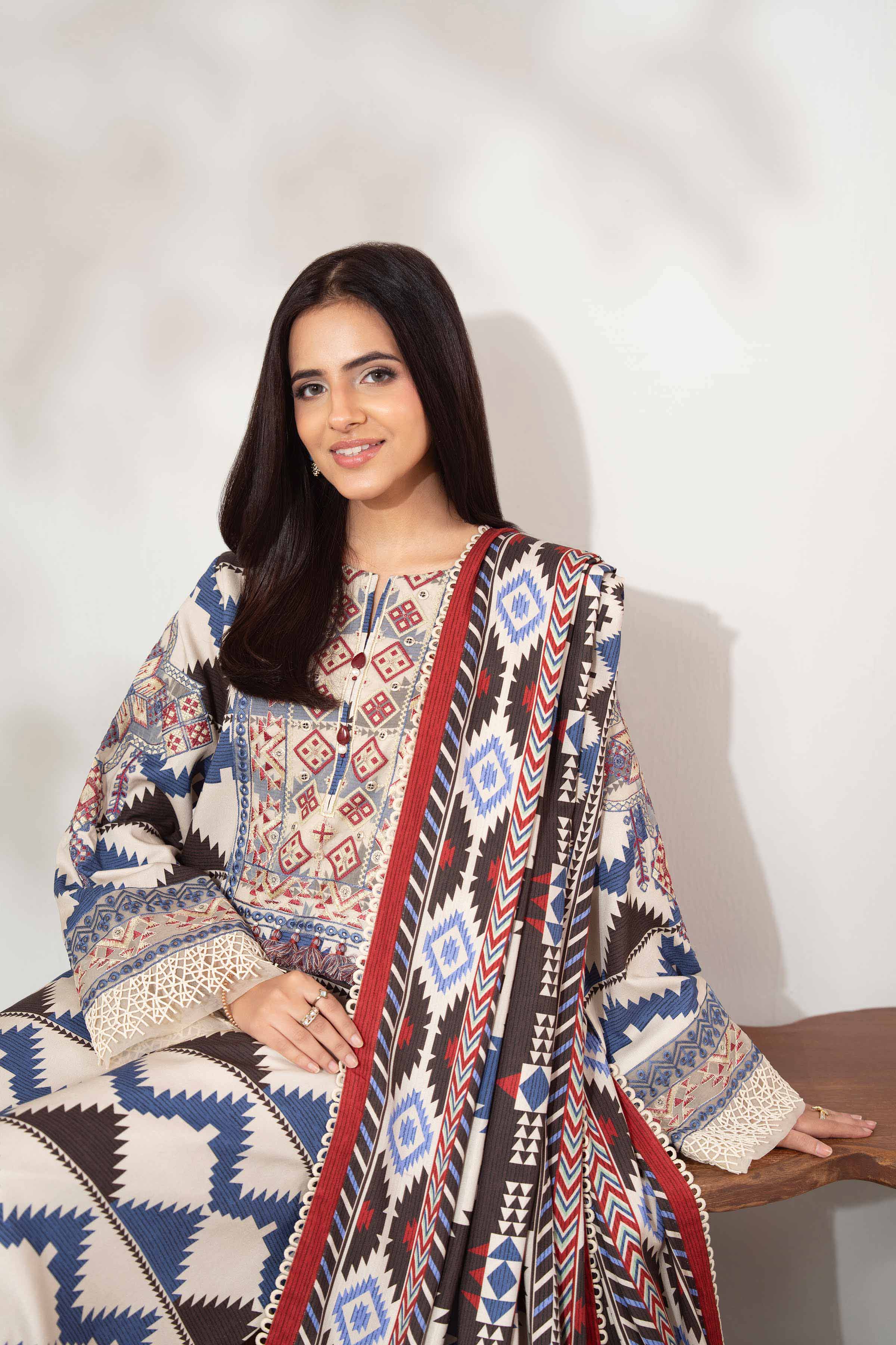 NISHATUAE - Beige Embroidered Linen 3-piece Unstitched Suit