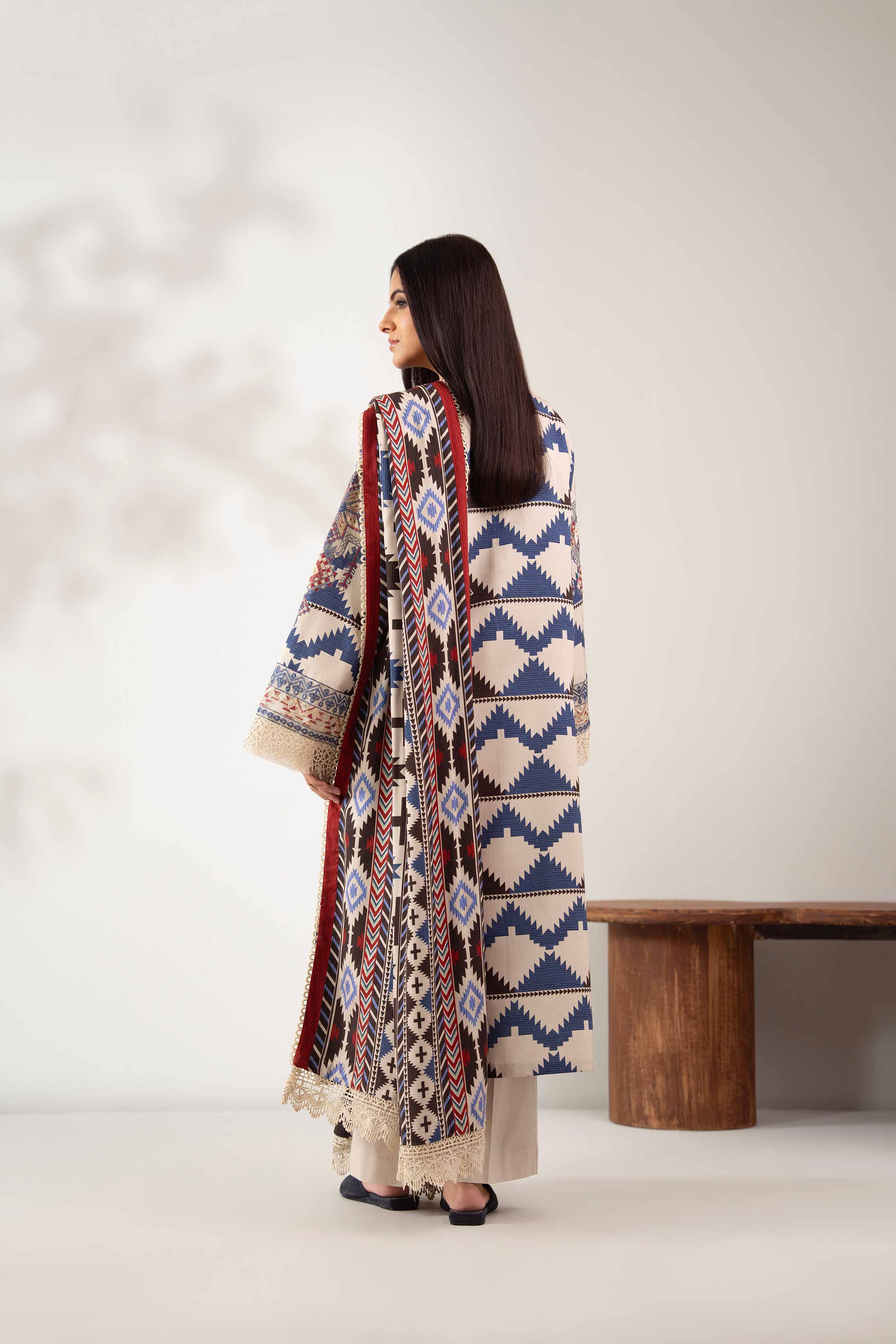NISHATUAE - Beige Embroidered Linen 3-piece Unstitched Suit