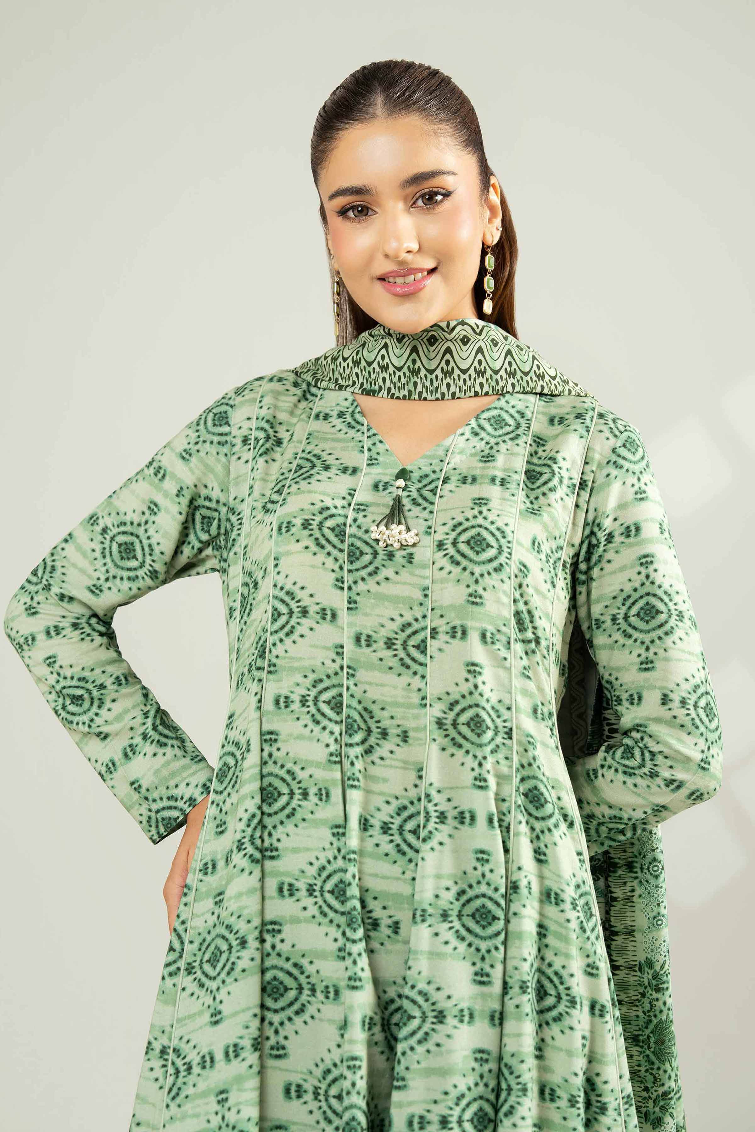 NISHATUAE - Green Printed Linen 3-piece Unstitched Suit