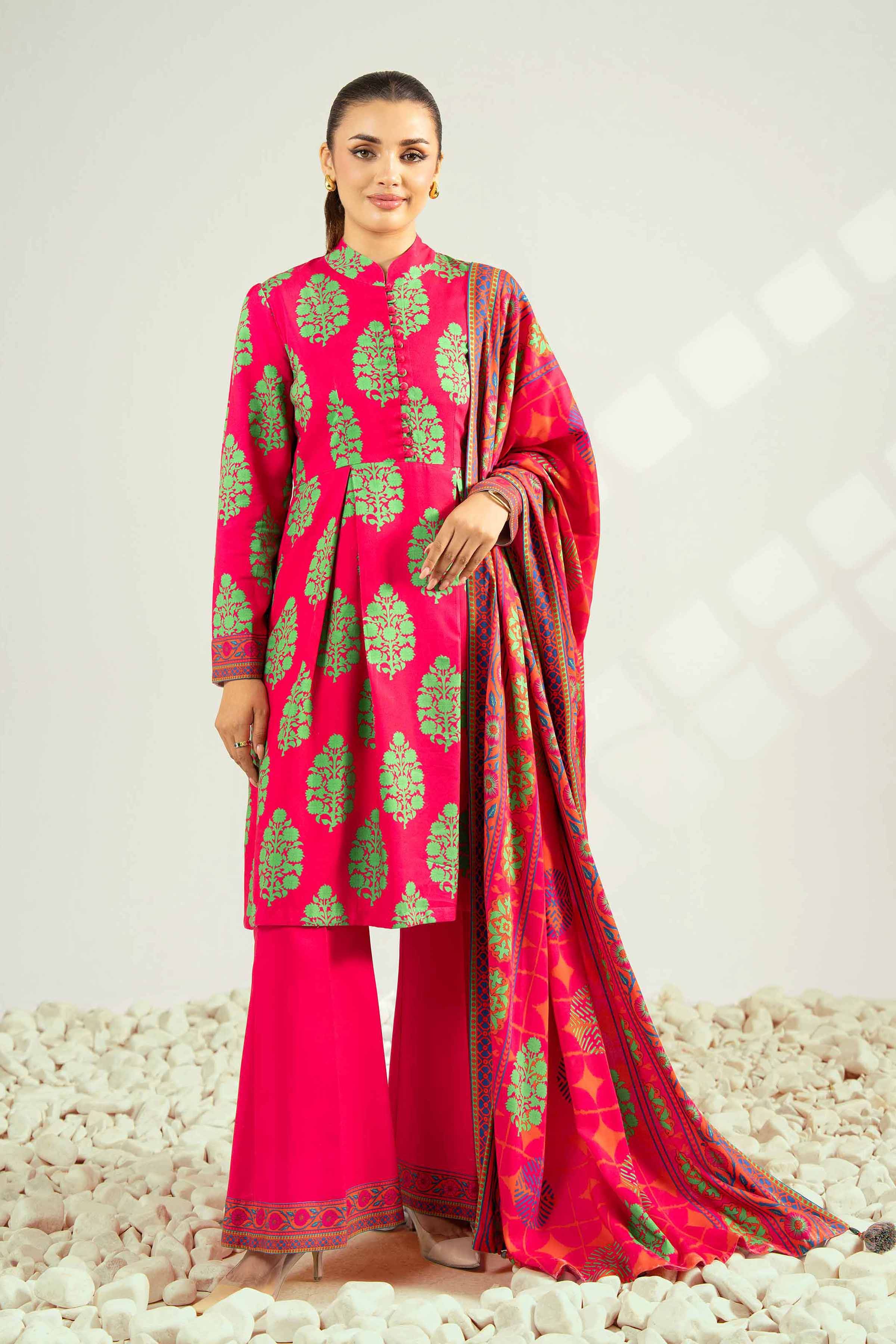 NISHATUAE - Pink Printed Linen 3-piece Unstitched Suit