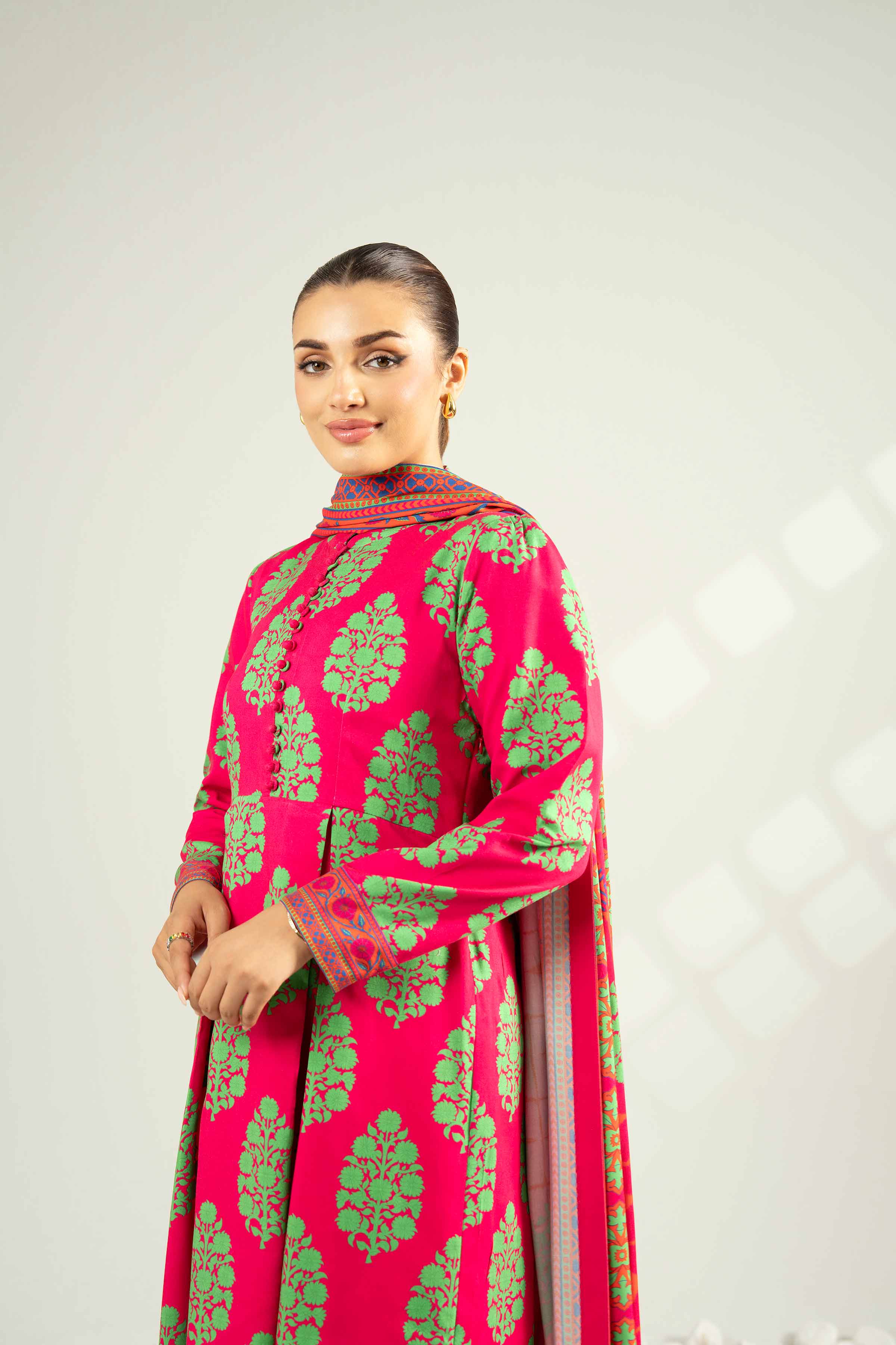 NISHATUAE - Pink Printed Linen 3-piece Unstitched Suit