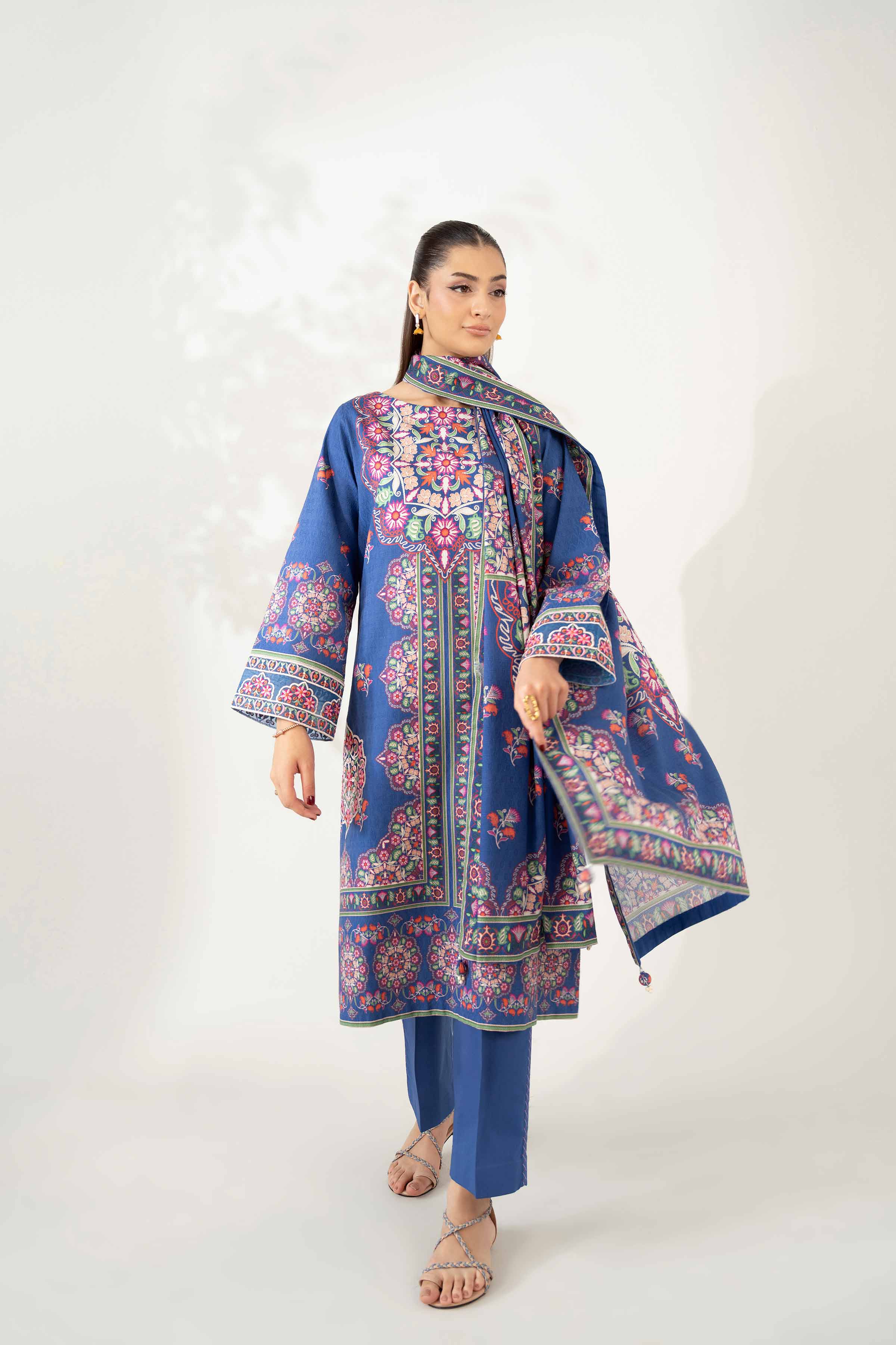NISHATUAE - Blue Embroidered Jacquard 3-piece Unstitched Suit