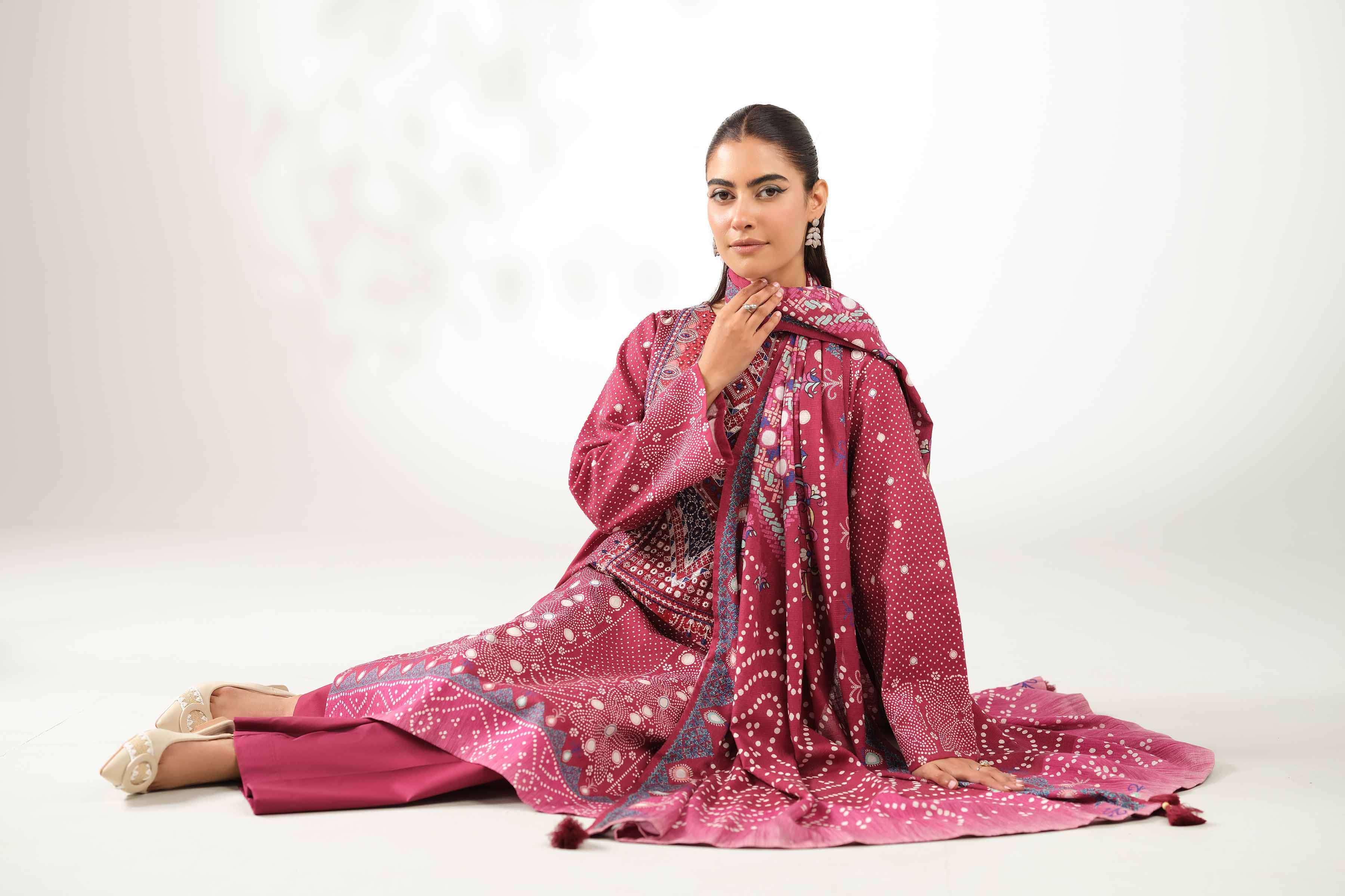 NISHATUAE - Burgundy Embroidered Jacquard 3-piece Unstitched Suit